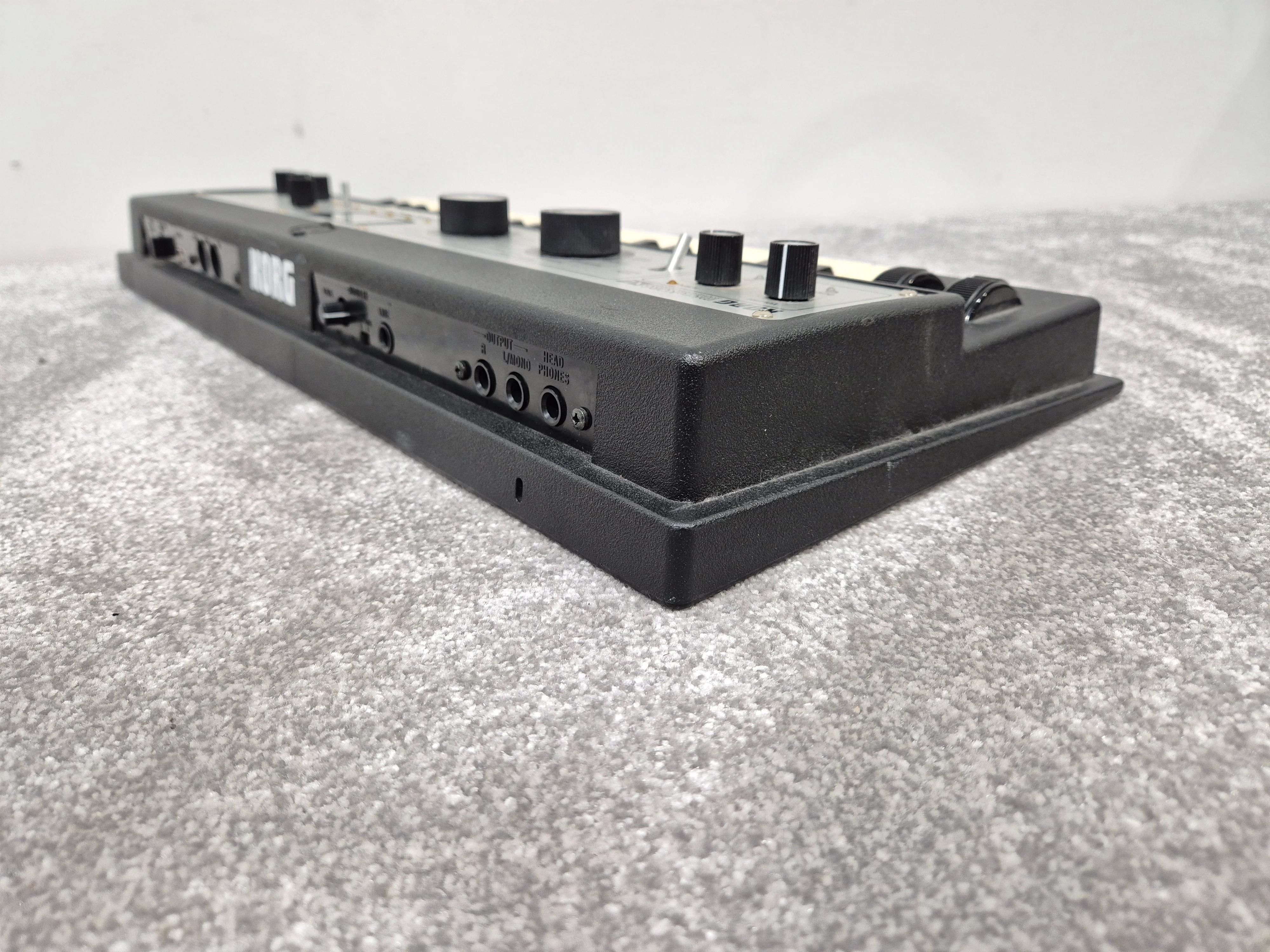 Korg microKORG XL Professional Analogue Modelling Synthesizer with Vocoder - Image 6