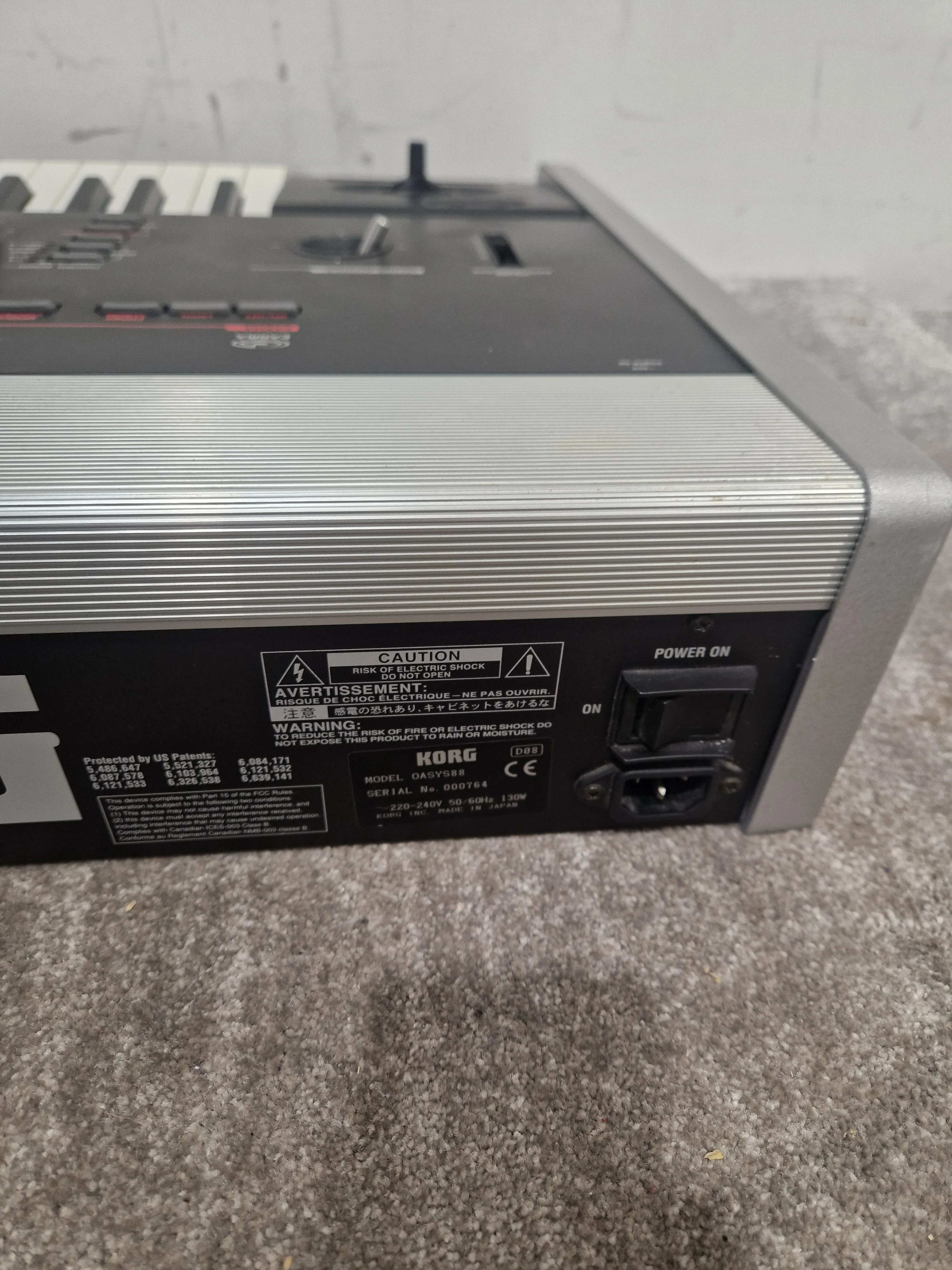 Korg OASYS - Workstation Synthesizer - Black - Excellent w/ Power Cable, Soft Case - Image 12