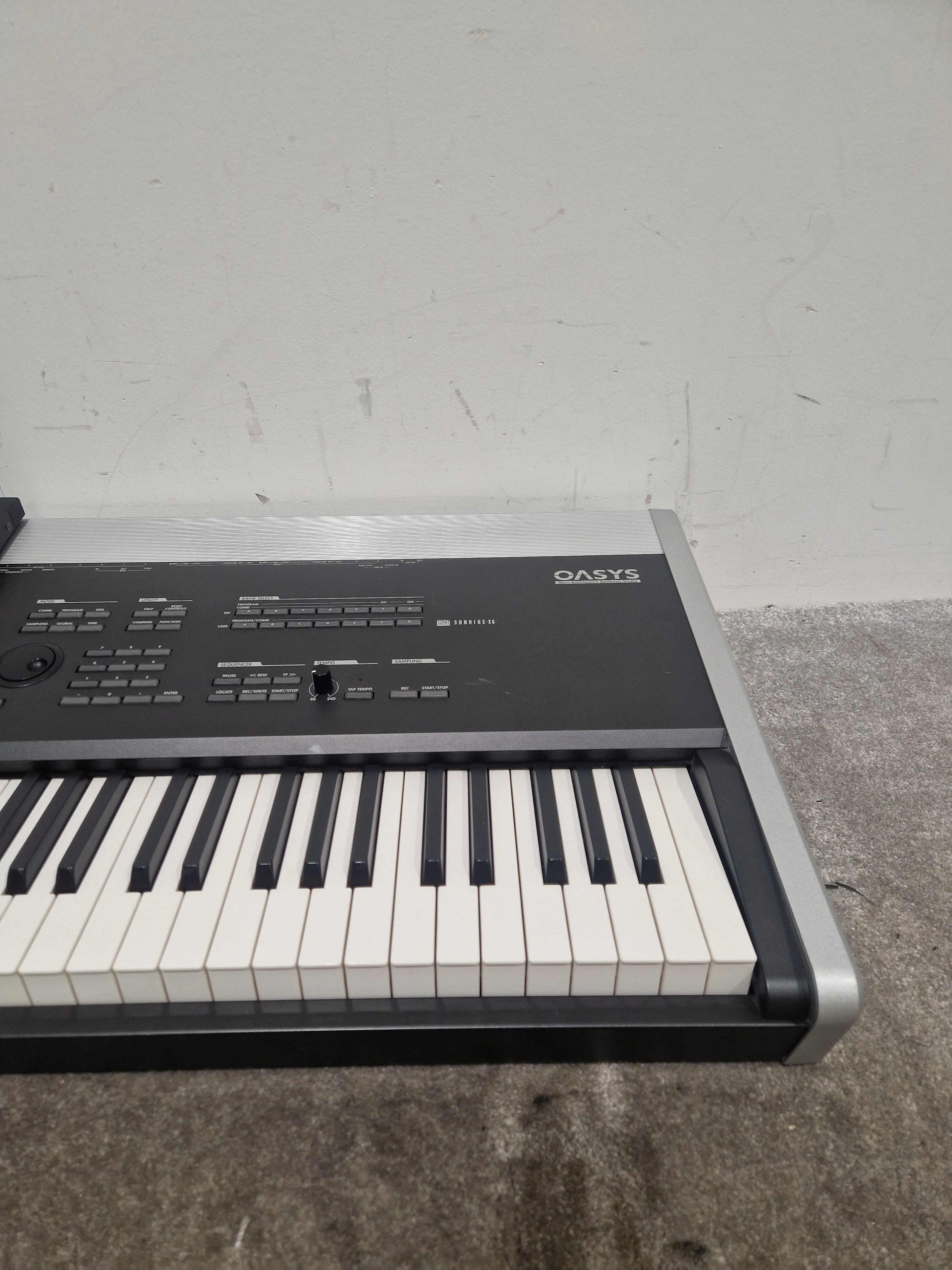 Korg OASYS - Workstation Synthesizer - Black - Excellent w/ Power Cable, Soft Case - Image 14