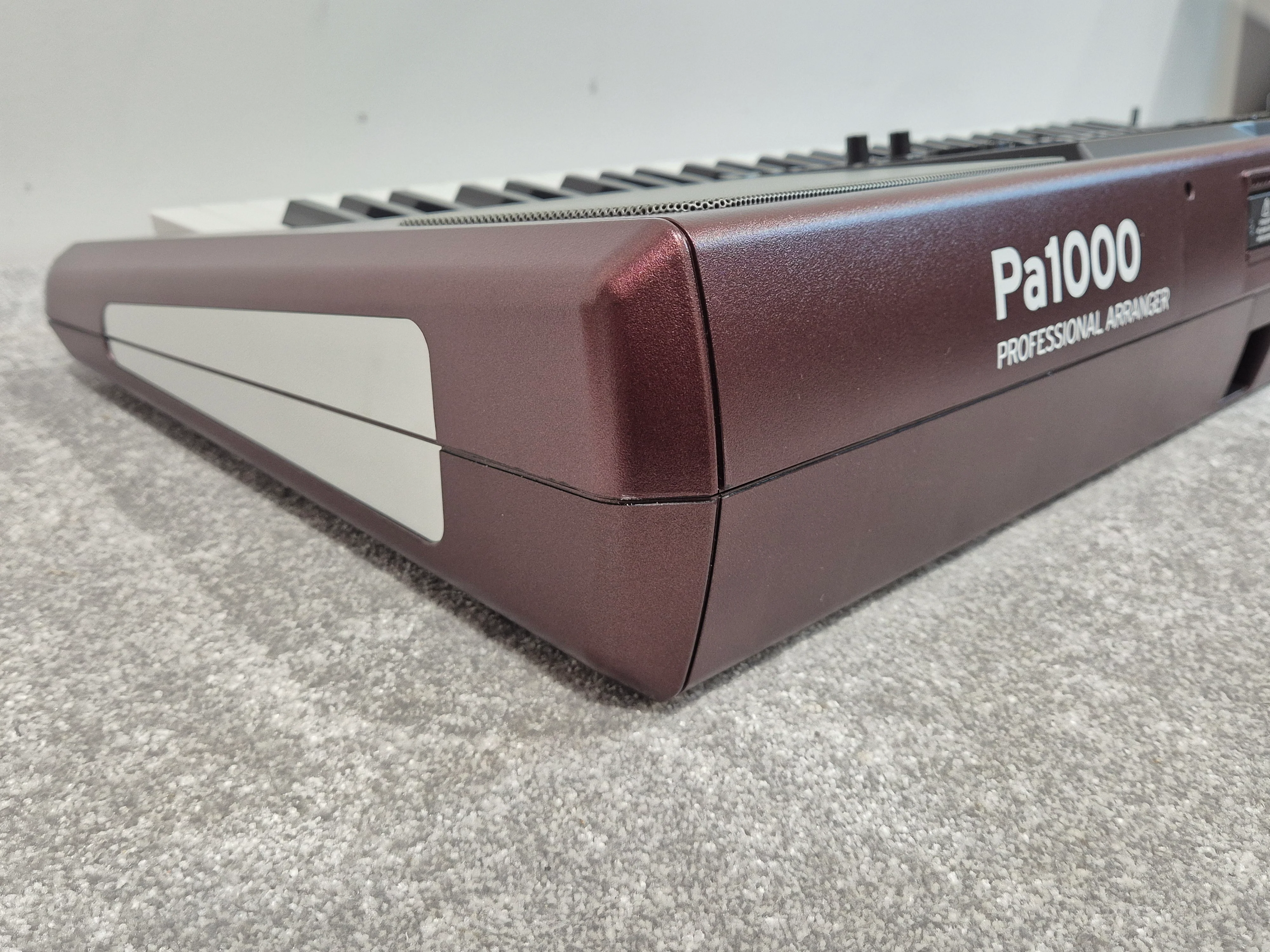 Korg PA1000 Professional Arranger - 61-keys Semi-Weighted Keyboard w/ Original Box - Image 11