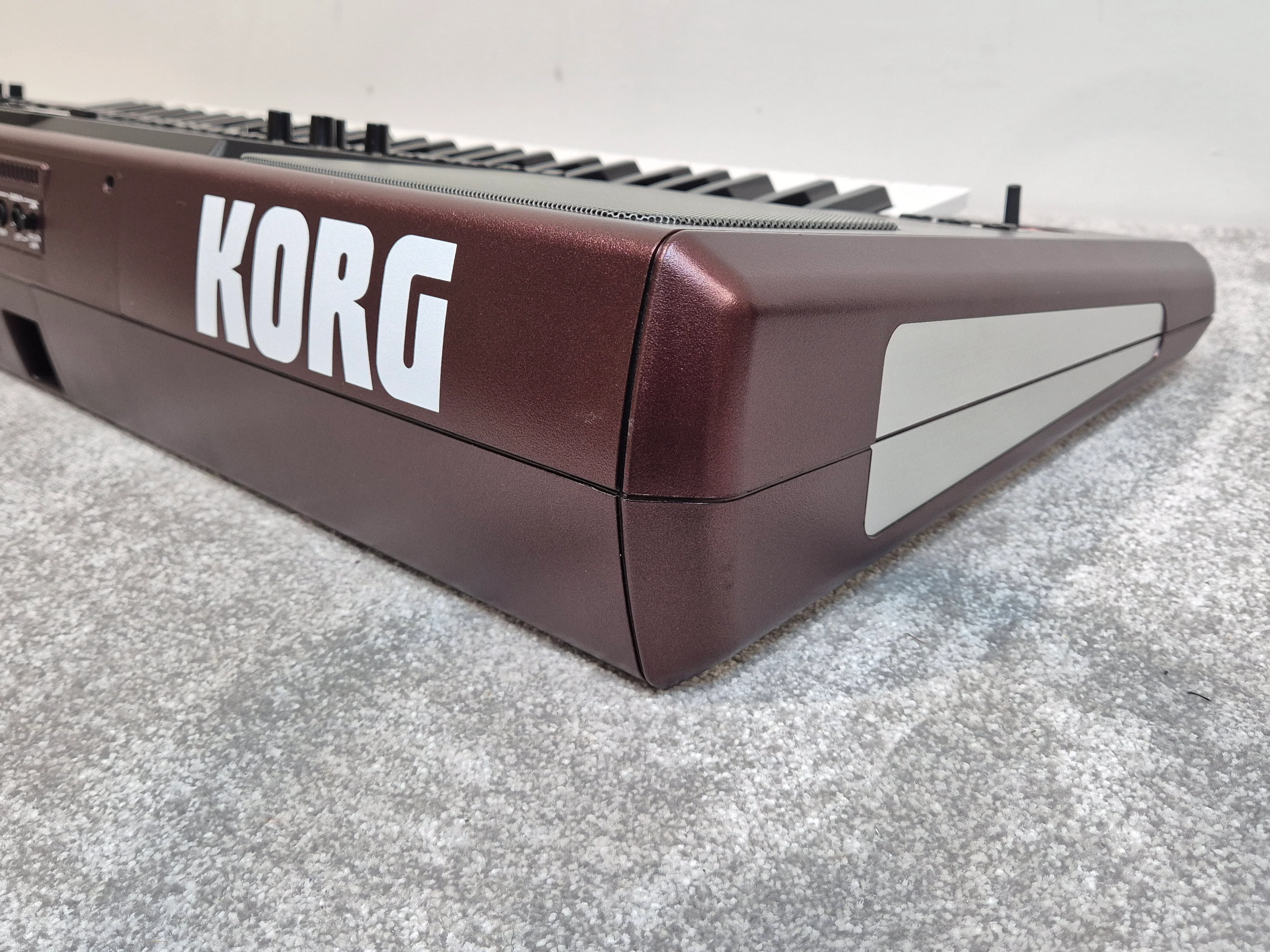 Korg PA1000 Professional Arranger - 61-keys Semi-Weighted Keyboard w/ Original Box - Image 13