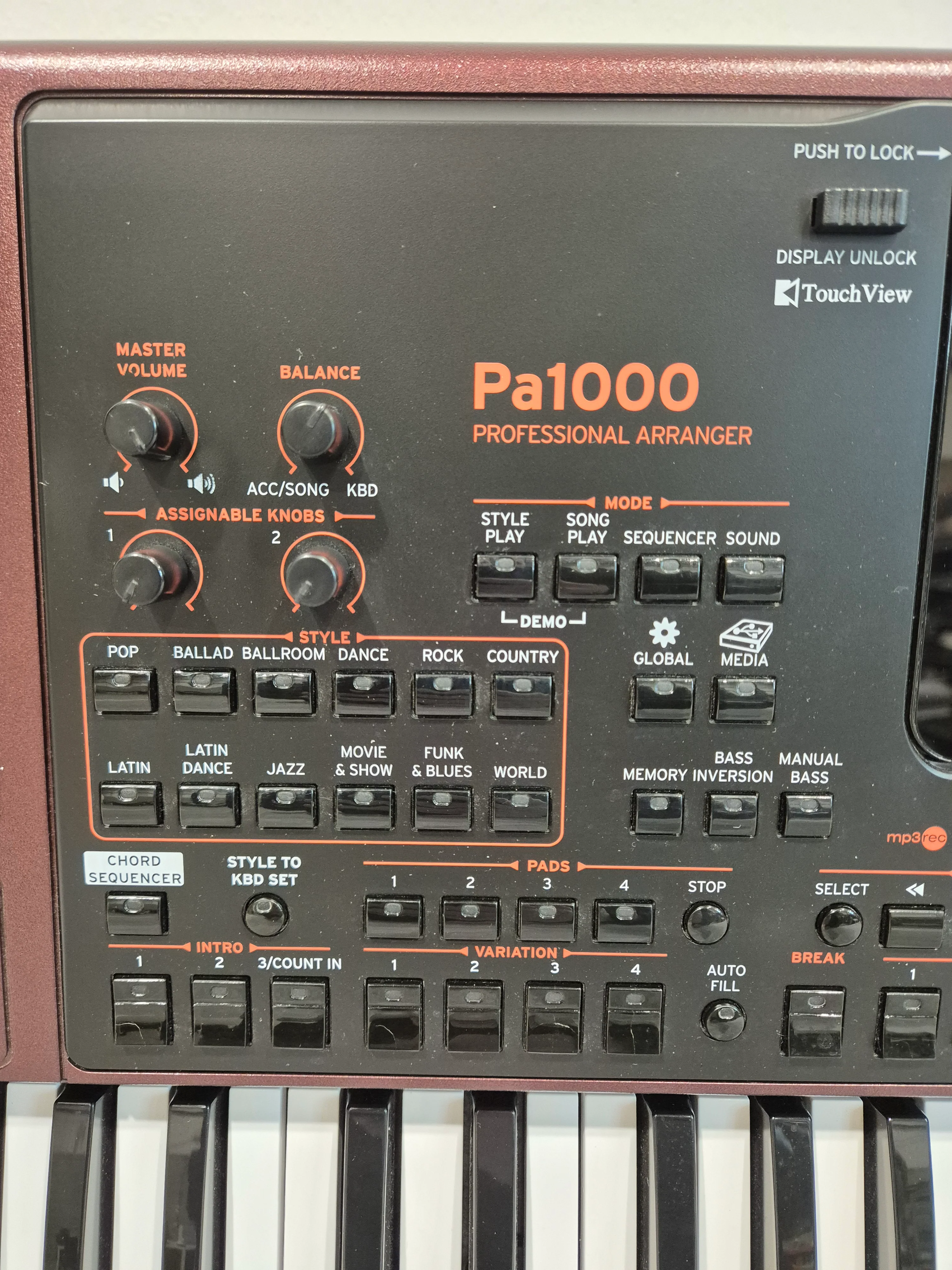 Korg PA1000 Professional Arranger - 61-keys Semi-Weighted Keyboard w/ Original Box - Image 2