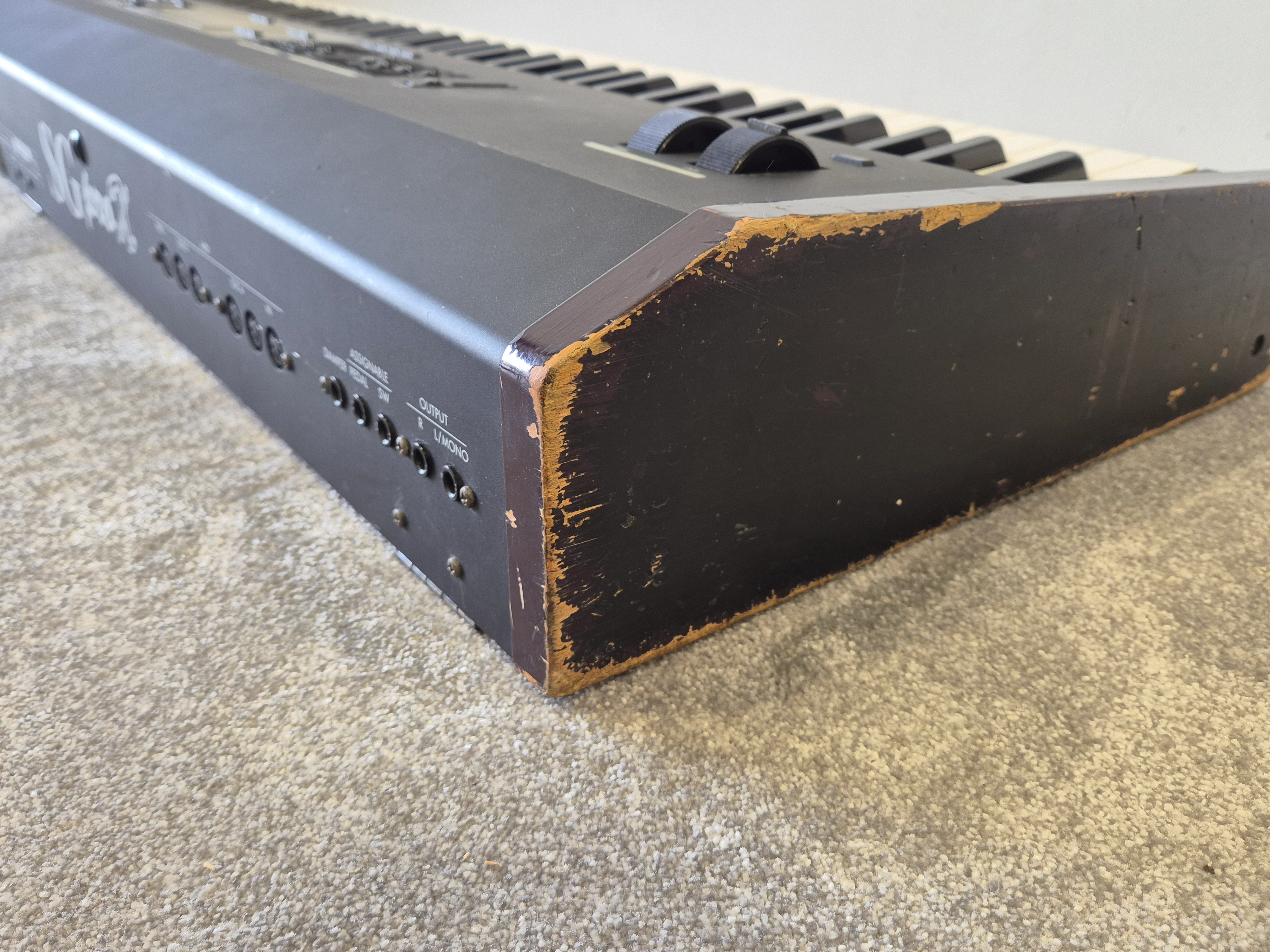 Korg SG Pro X - Stage Piano and MIDI Controller - Image 14