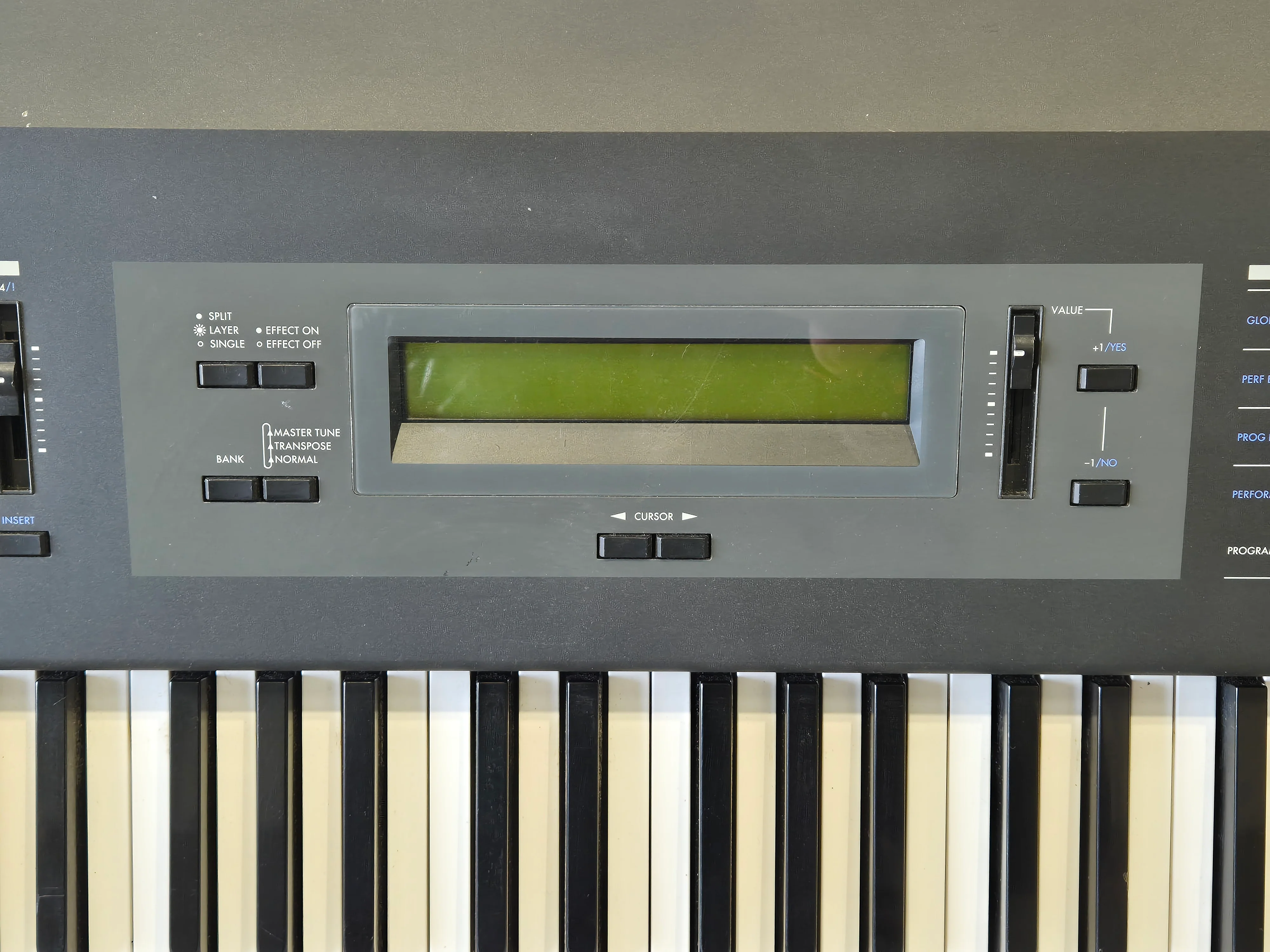 Korg SG Pro X - Stage Piano and MIDI Controller - Image 3