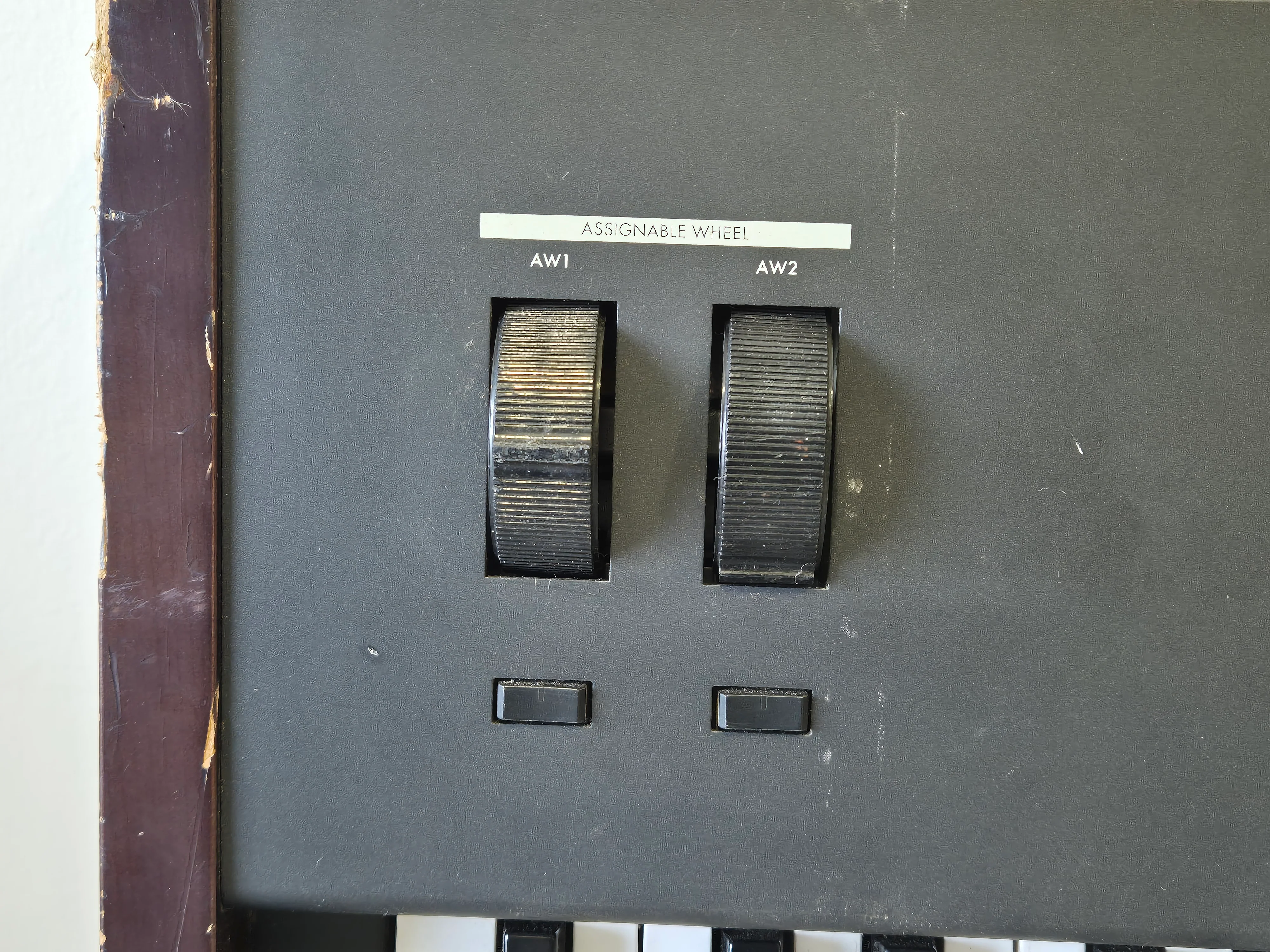 Korg SG Pro X - Stage Piano and MIDI Controller - Image 8