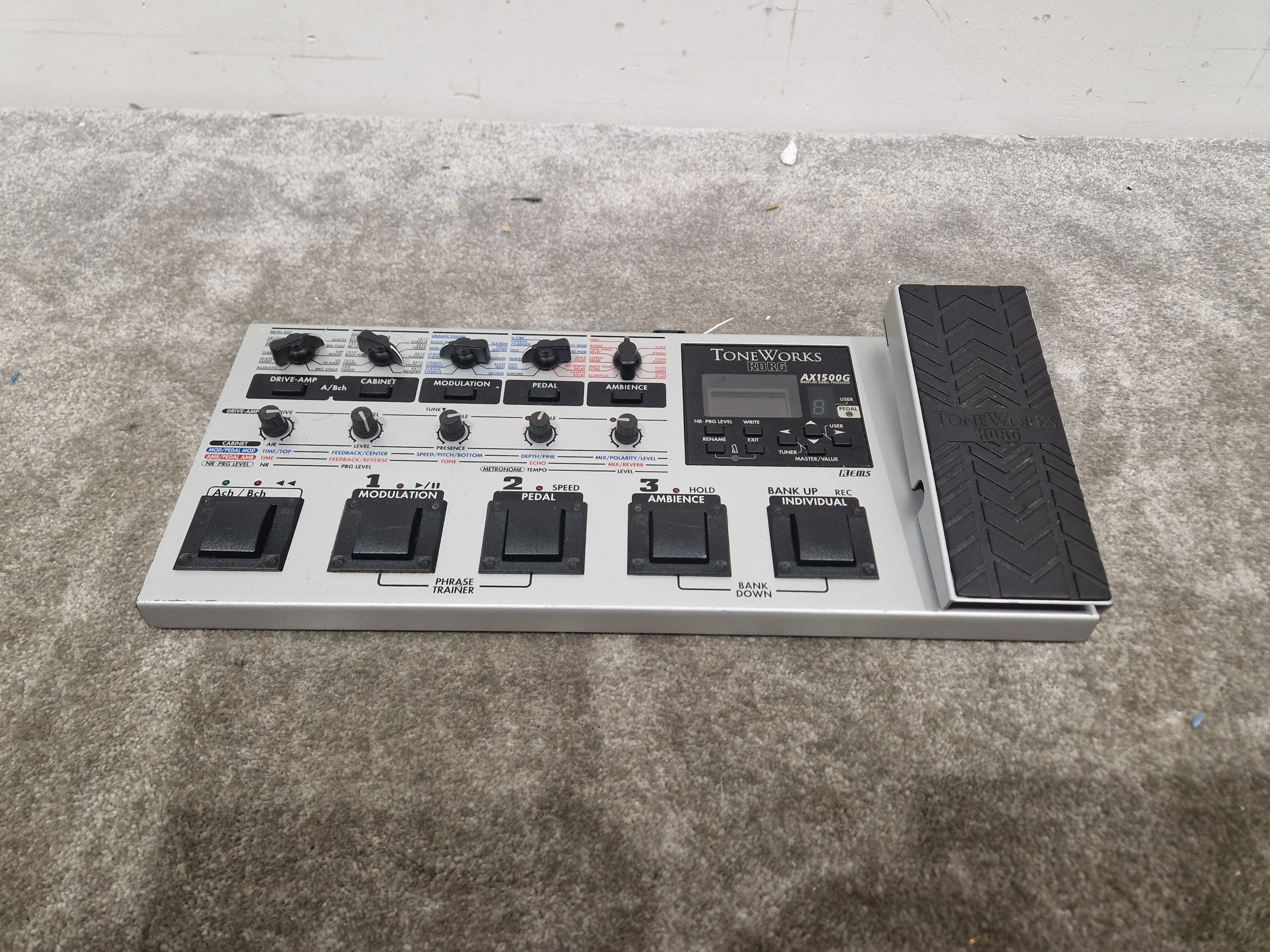 Korg Toneworks AX1500G - Guitar Multi-Effects Processor - Silver - Good - Image 9