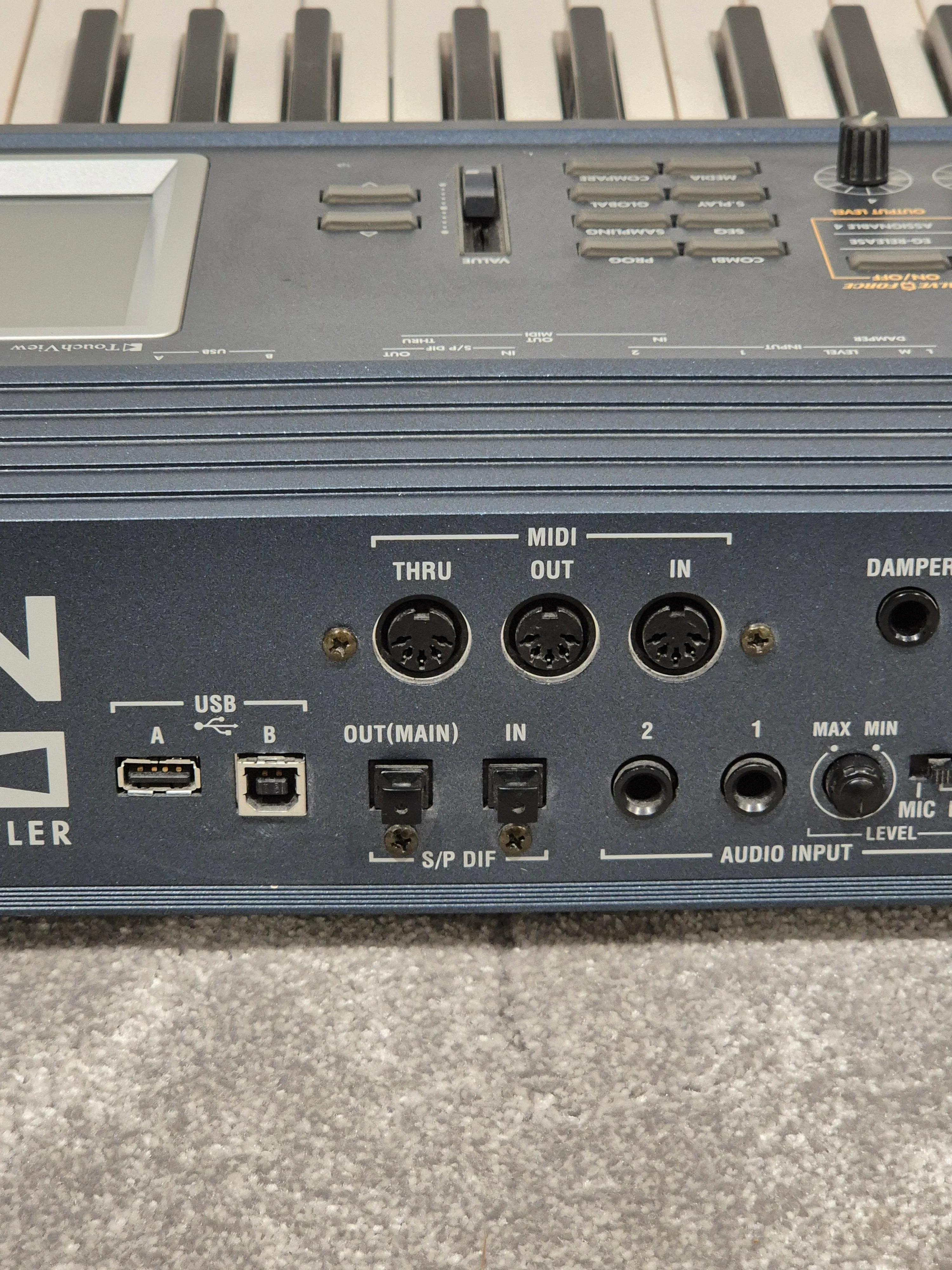 Korg Triton Extreme - 61 Key Music Workstation Synthesizer w/ Original Box - Image 11