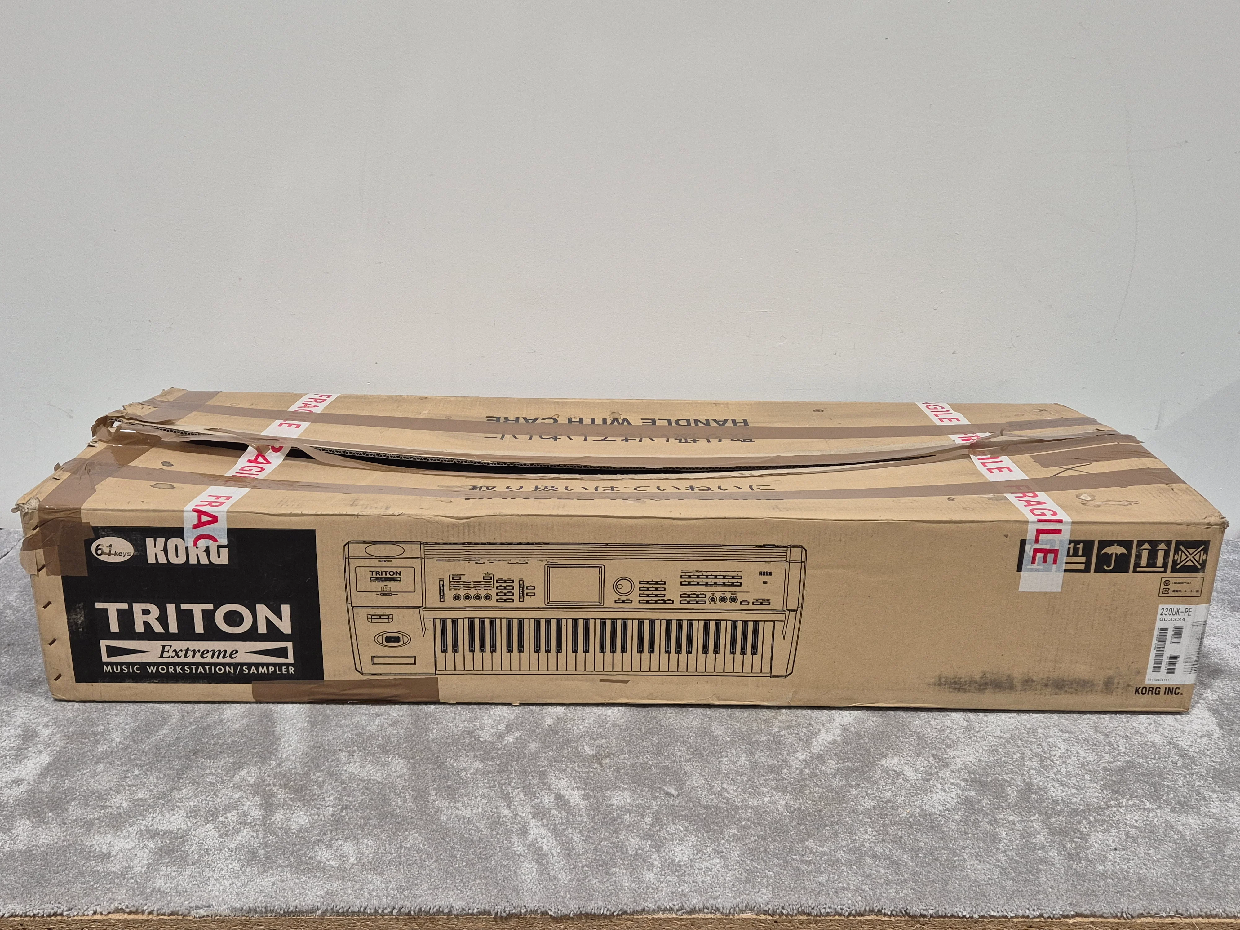Korg Triton Extreme - 61 Key Music Workstation Synthesizer w/ Original Box - Image 18