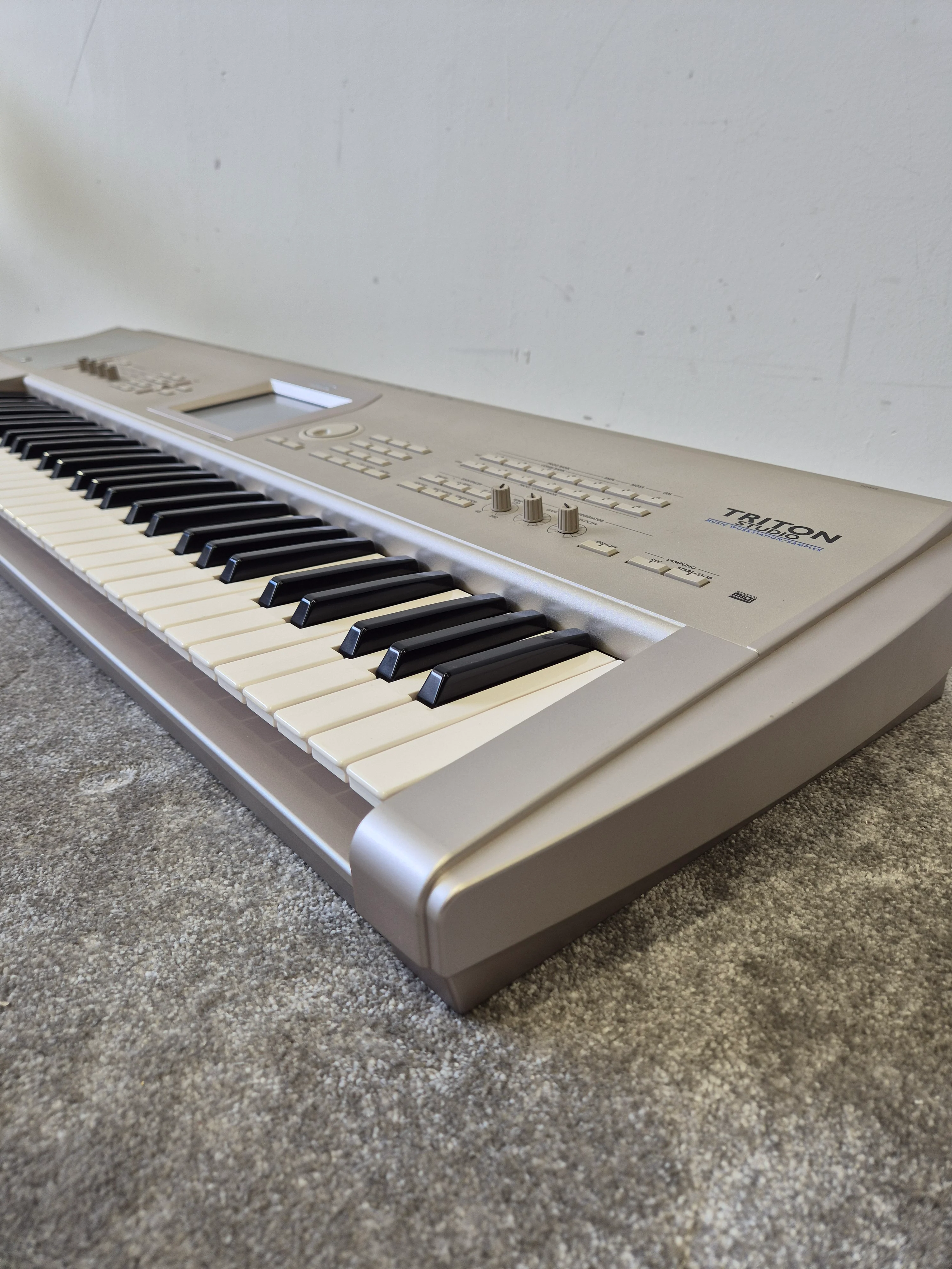 Korg Triton Studio - Legendary 61-Key Workstation - Very Good - Image 4