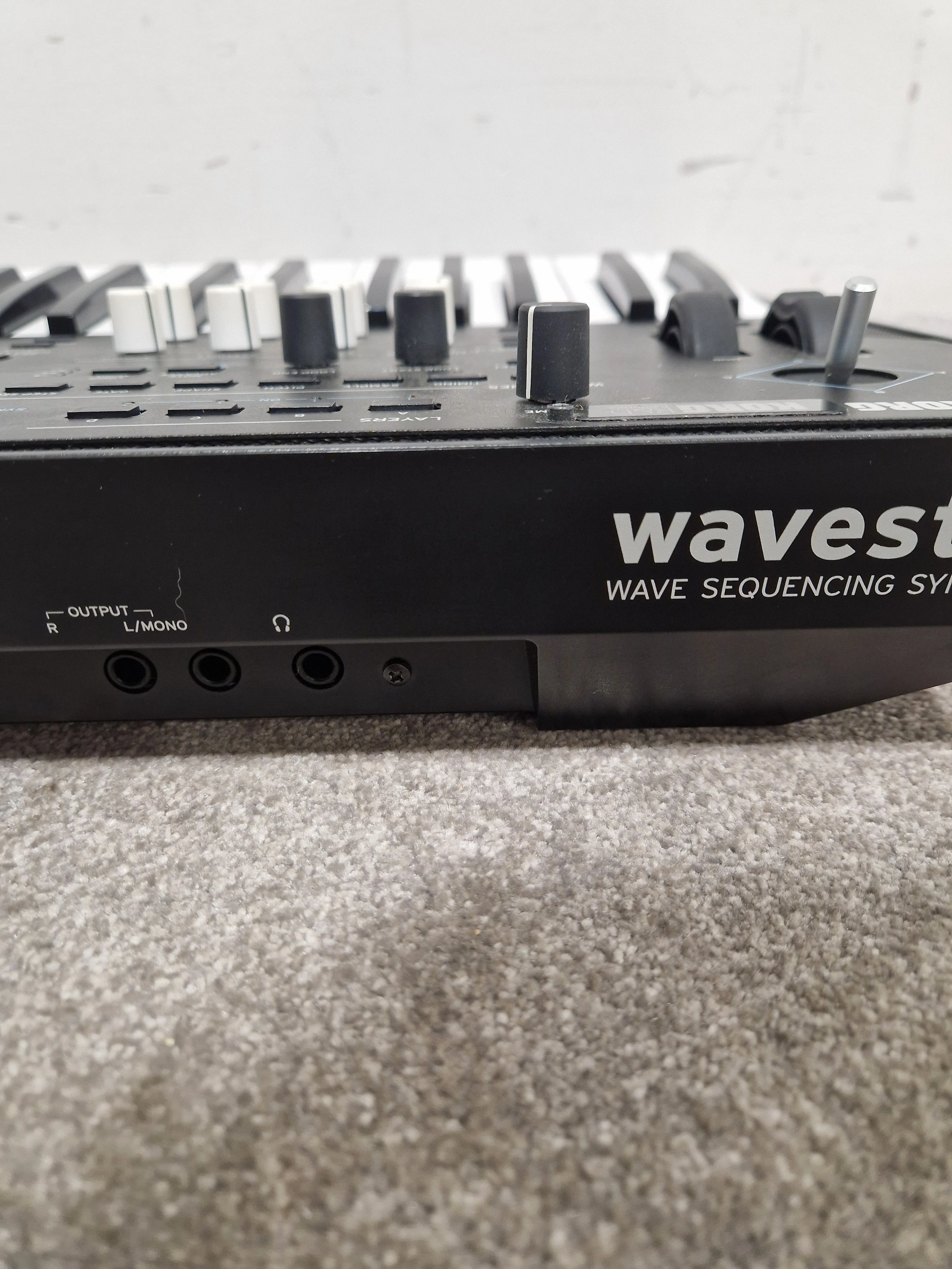 Korg Wavestate - Wave Sequencing Synthesizer - Black - Excellent w/ Power Supply - Image 11