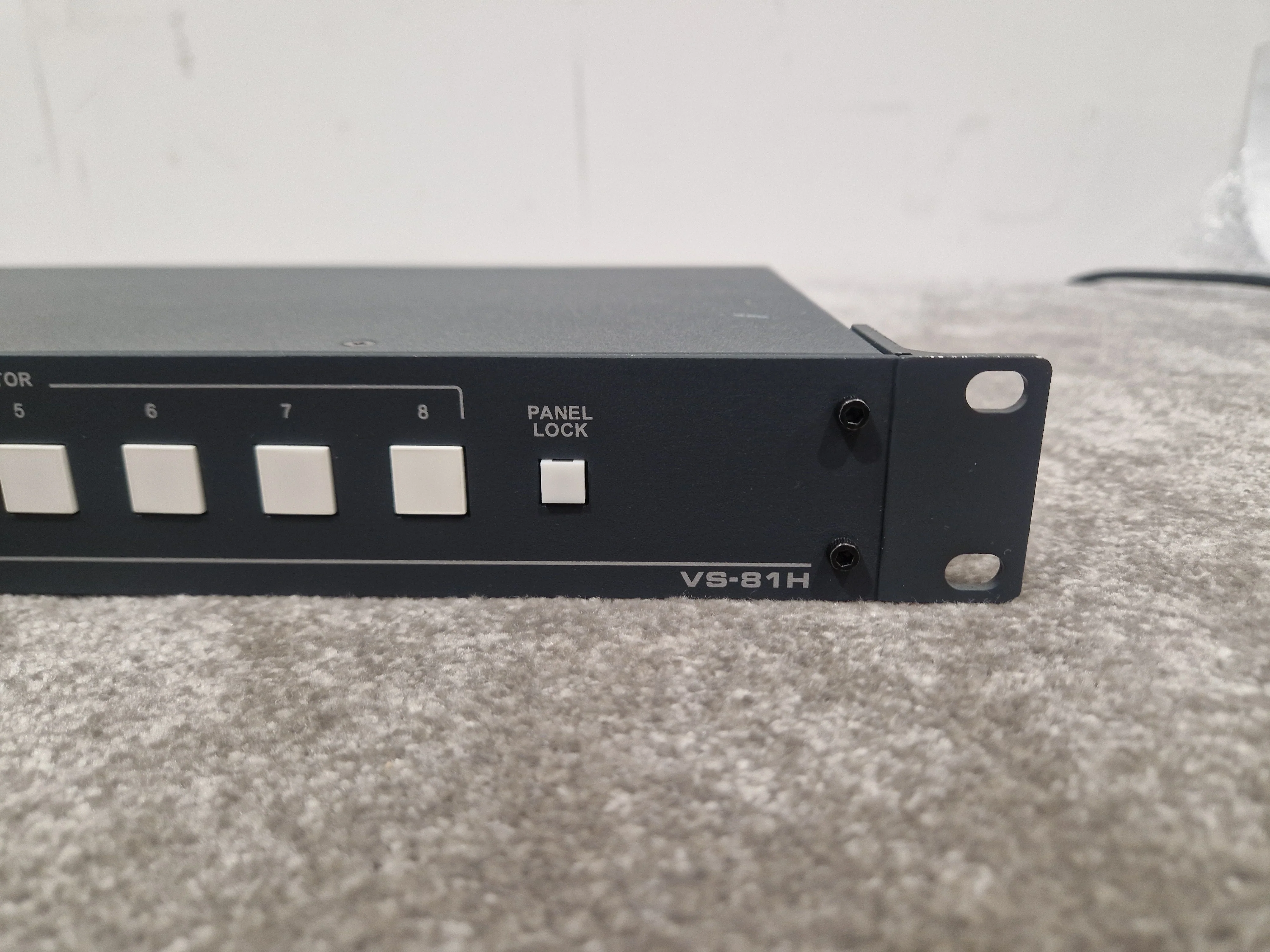 Kramer VS-81H 8x1 HDMI Switcher  - Seamless Switching, High Resolution - Very Good - Image 2