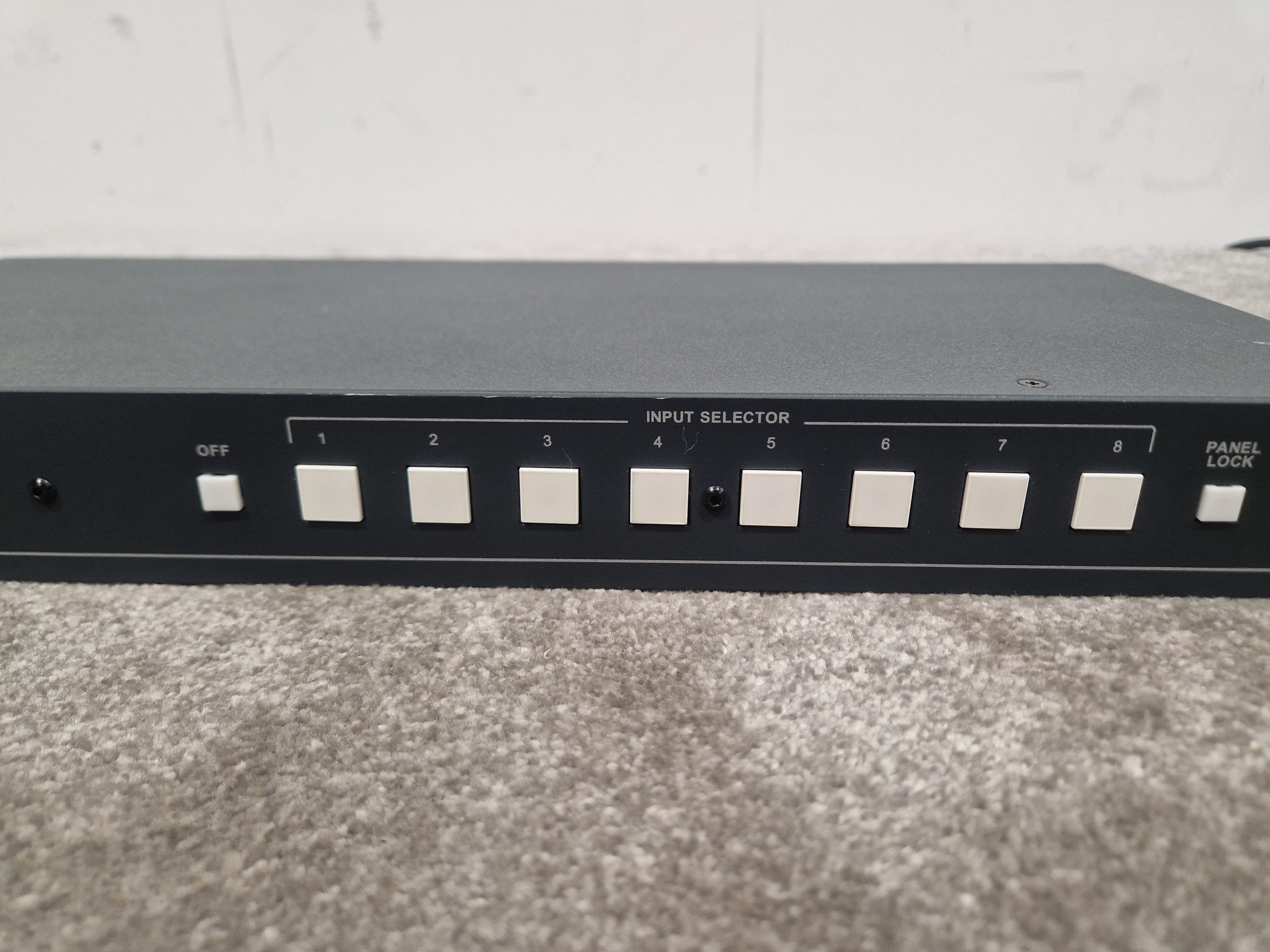 Kramer VS-81H 8x1 HDMI Switcher  - Seamless Switching, High Resolution - Very Good - Image 4