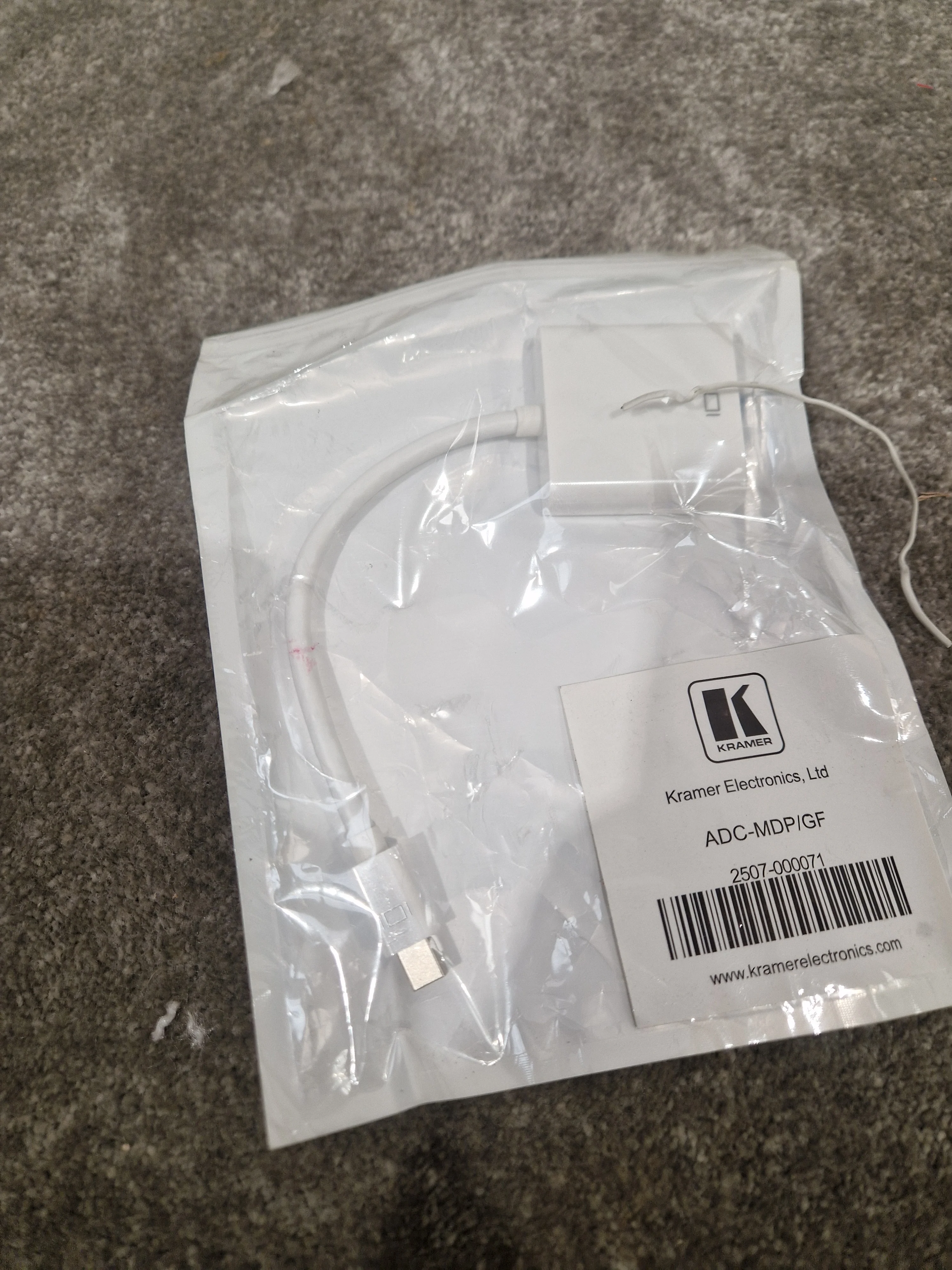 Kramer Adc-mdp/Gf Cable - High-Quality Video Adapter - Excellent w/ Original packaging - Image 5