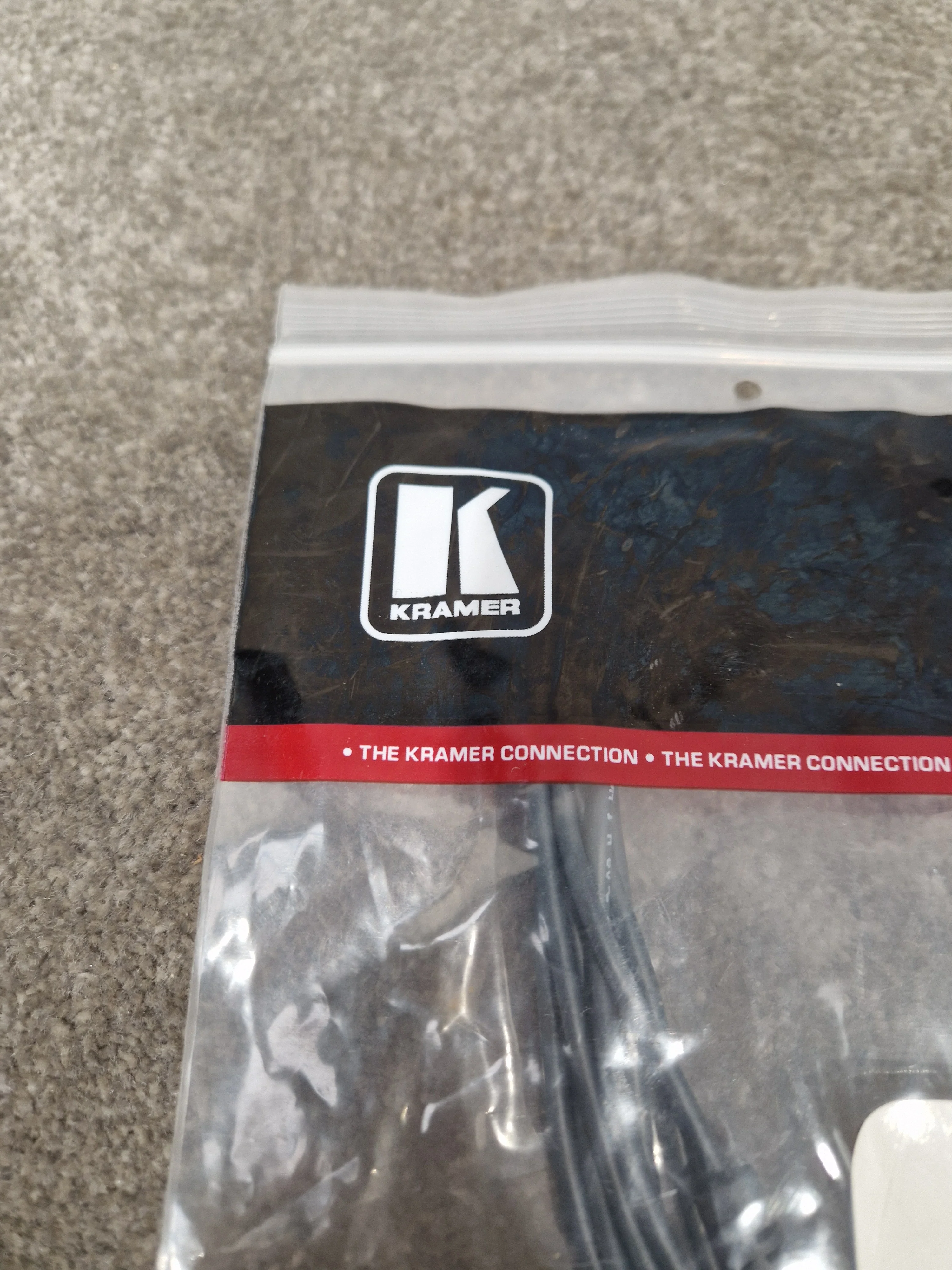 Kramer C-A35M/A35M-10 3.5mm TO 3.5mm Cable - High-Fidelity Audio Transfer - Excellent w/ Original packaging - Image 2