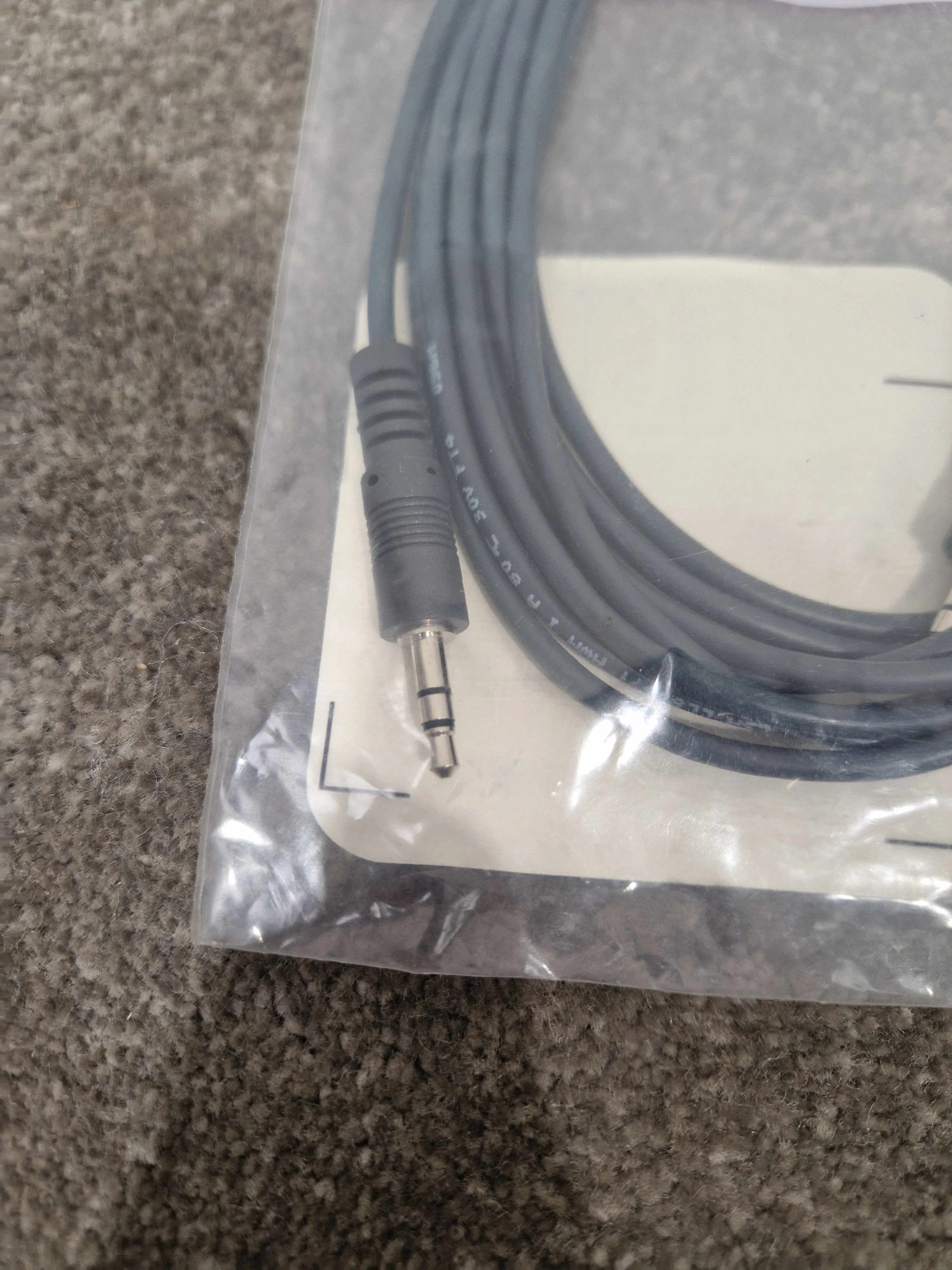 Kramer C-A35M/A35M-10 3.5mm TO 3.5mm Cable - High-Fidelity Audio Transfer - Excellent w/ Original packaging - Image 6