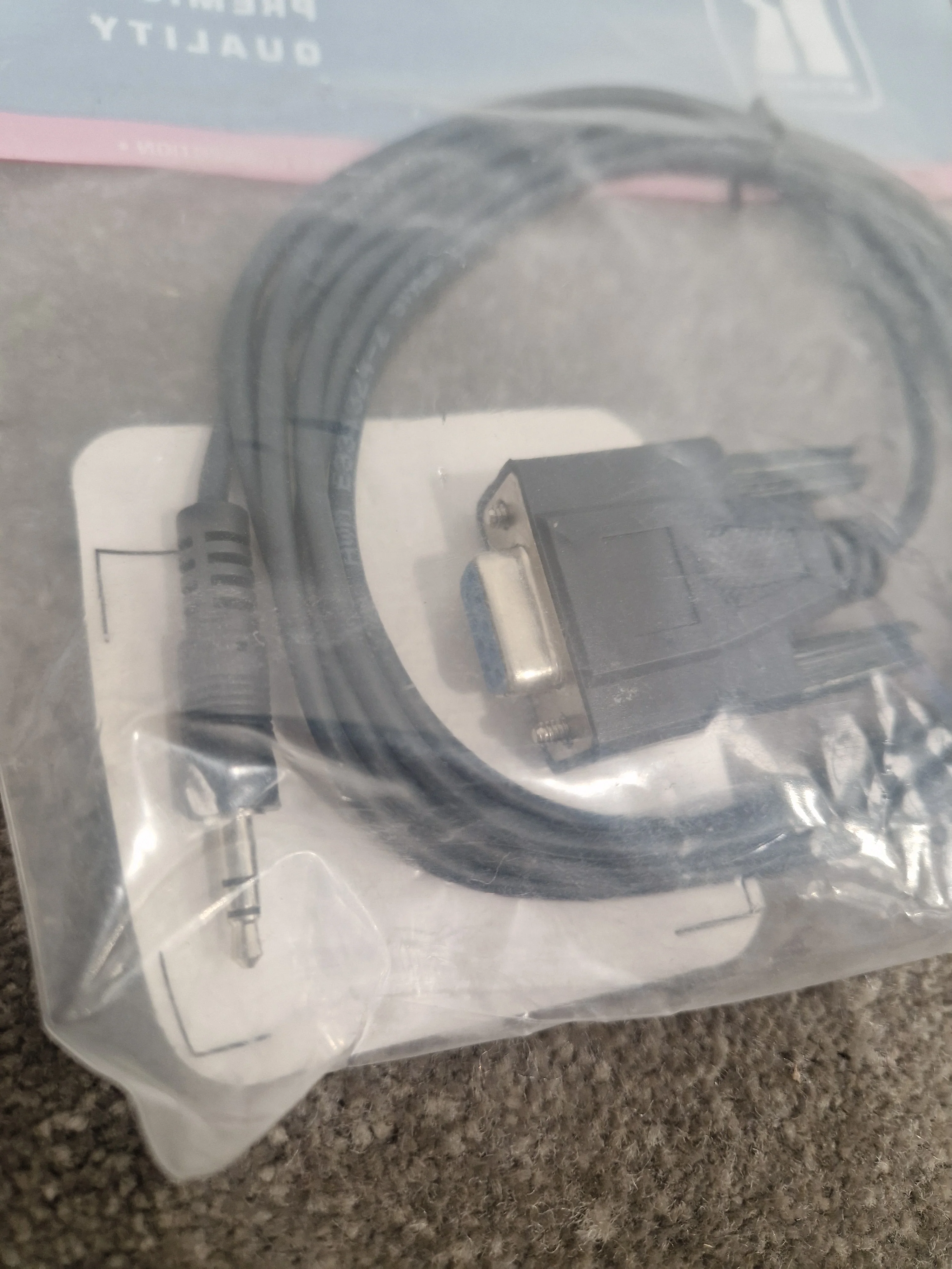Kramer C-a35m/D9f-6 Cable 6FT - High-Quality Audio Connection - Excellent w/ Original Packing - Image 4