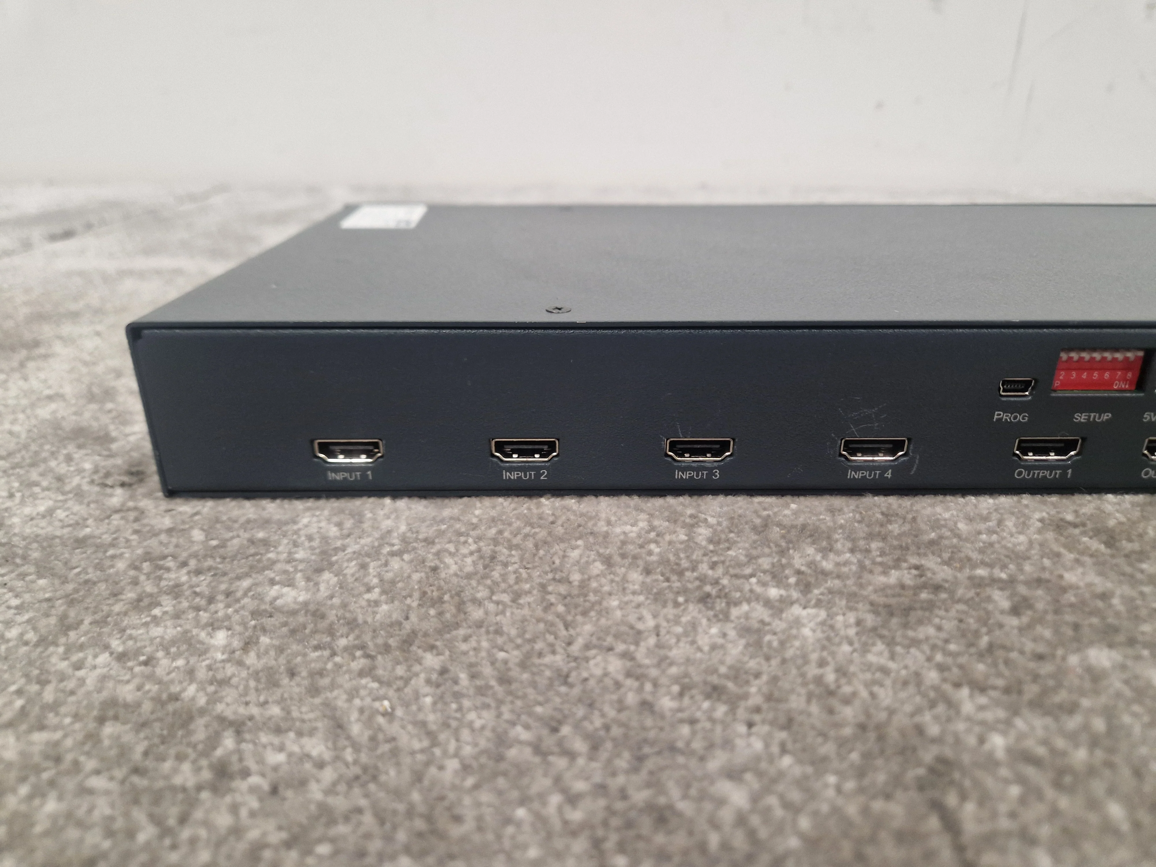 Kramer VS-44UHD 4x4 matrix switcher - HDMI 2.0, Audio De-Embedding - Very Good - Image 9