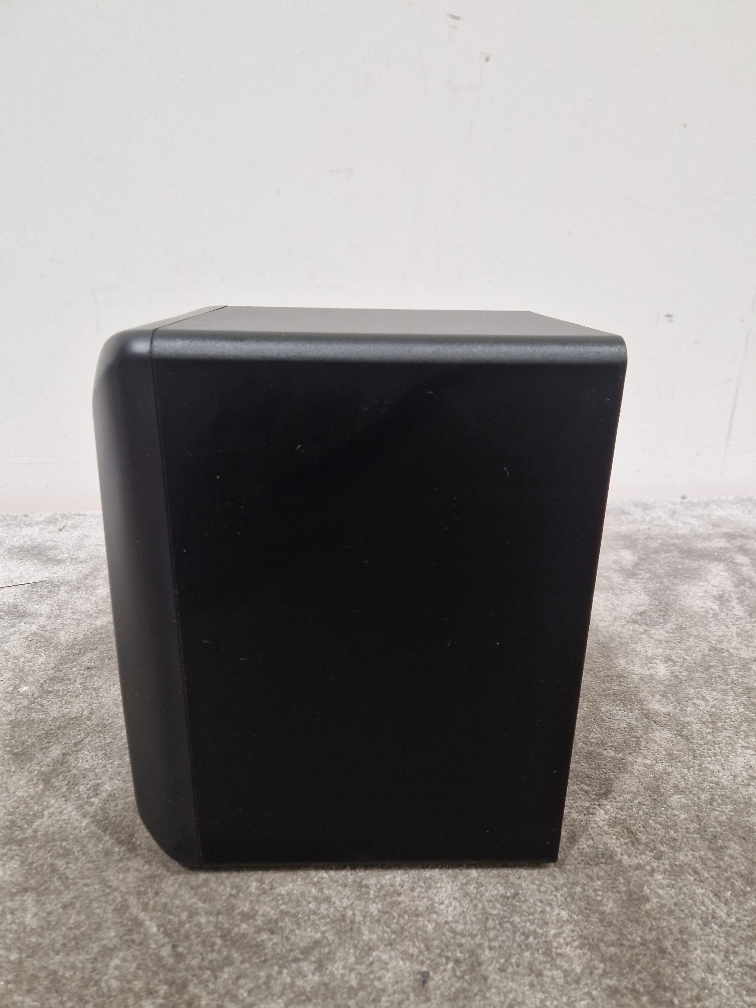 KRK Rokiit 5 Powered PA Speaker - Exceptional Audio Clarity - Excellent w/ Power Cable - Image 4