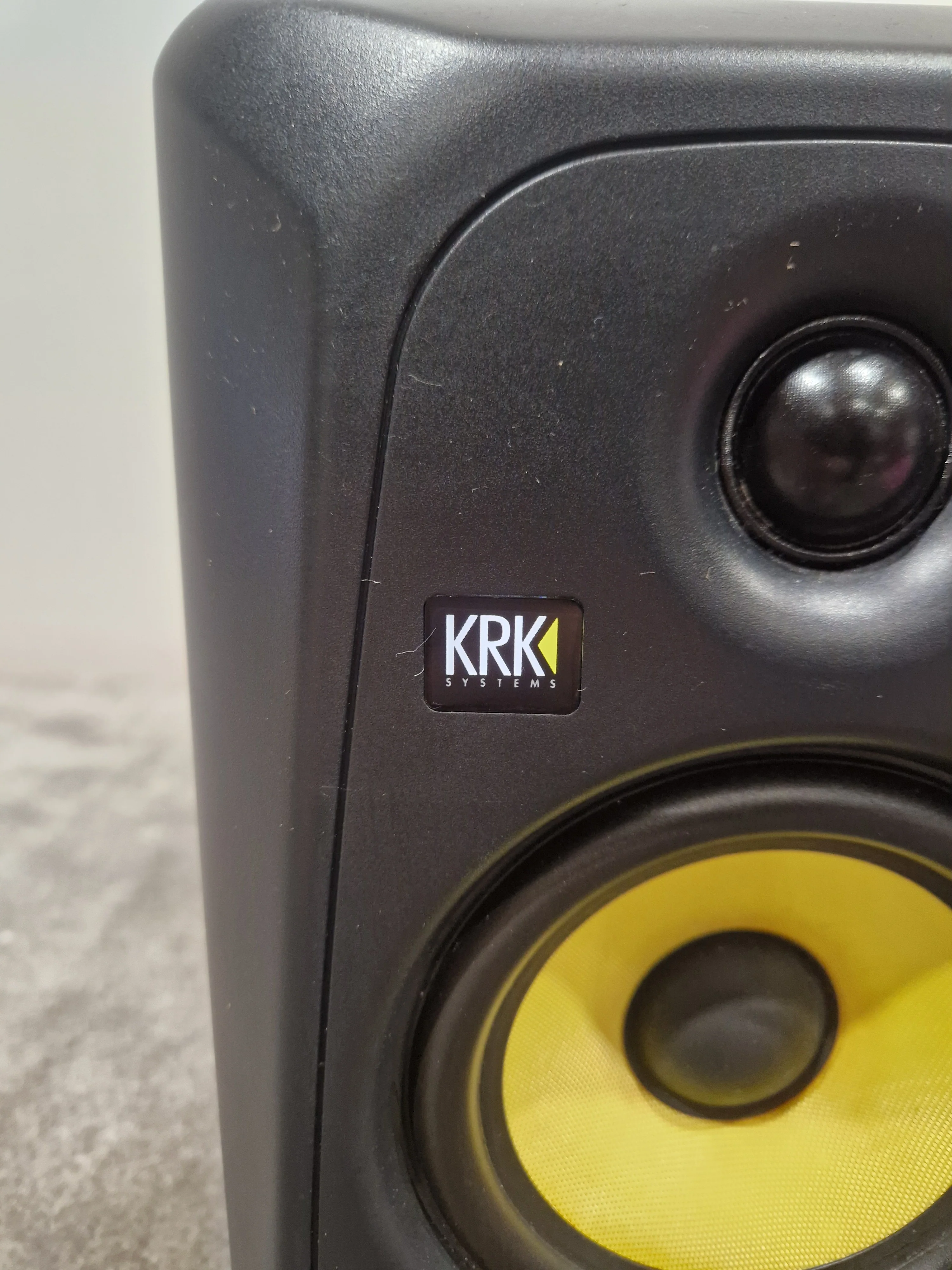 KRK Rokiit 5 Powered PA Speaker - Exceptional Audio Clarity - Excellent w/ Power Cable - Image 5