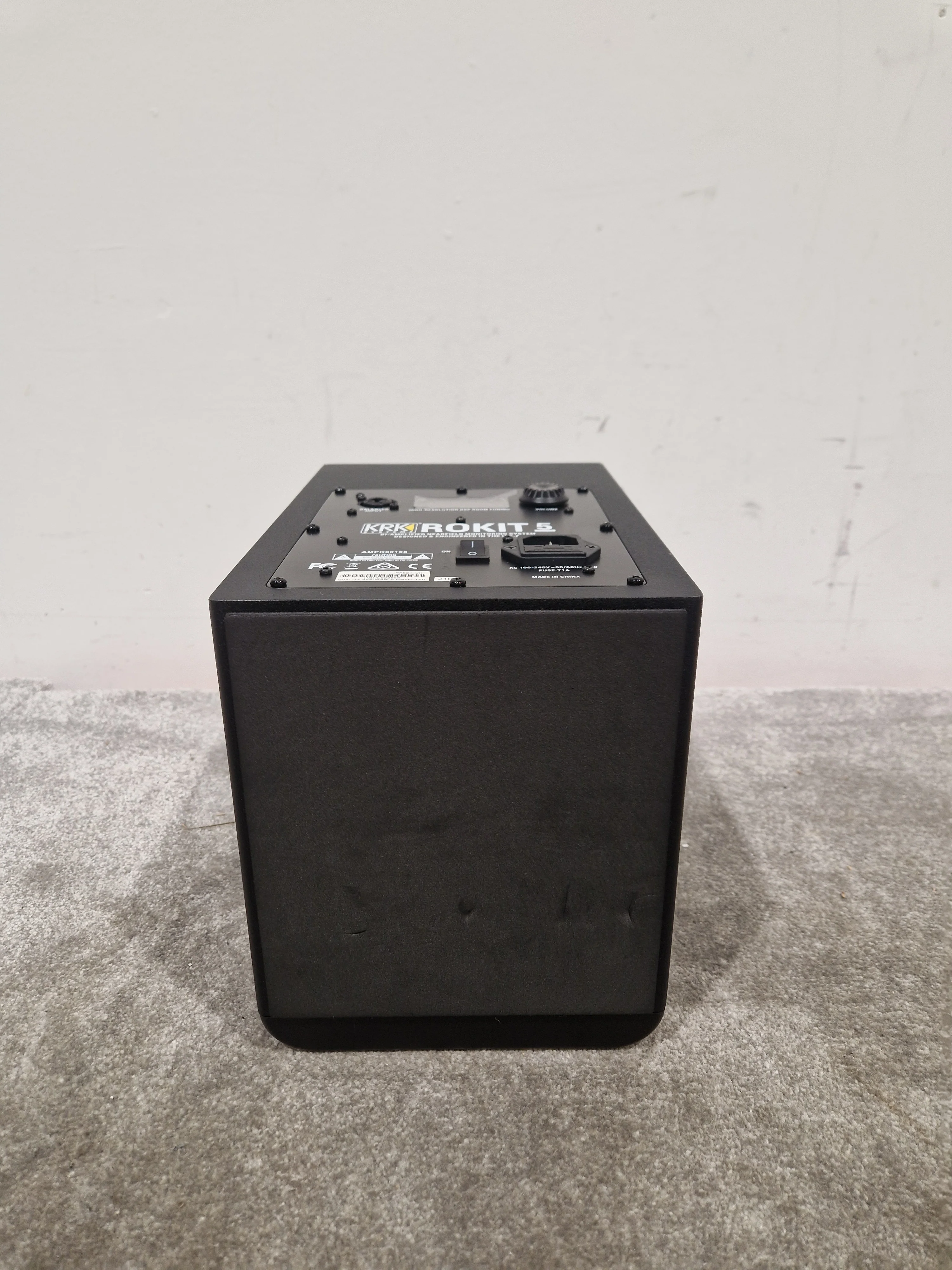 KRK ROKIT RP5 G4 Studio Monitor - Excellent w/ Original Box & Cables - Image 6
