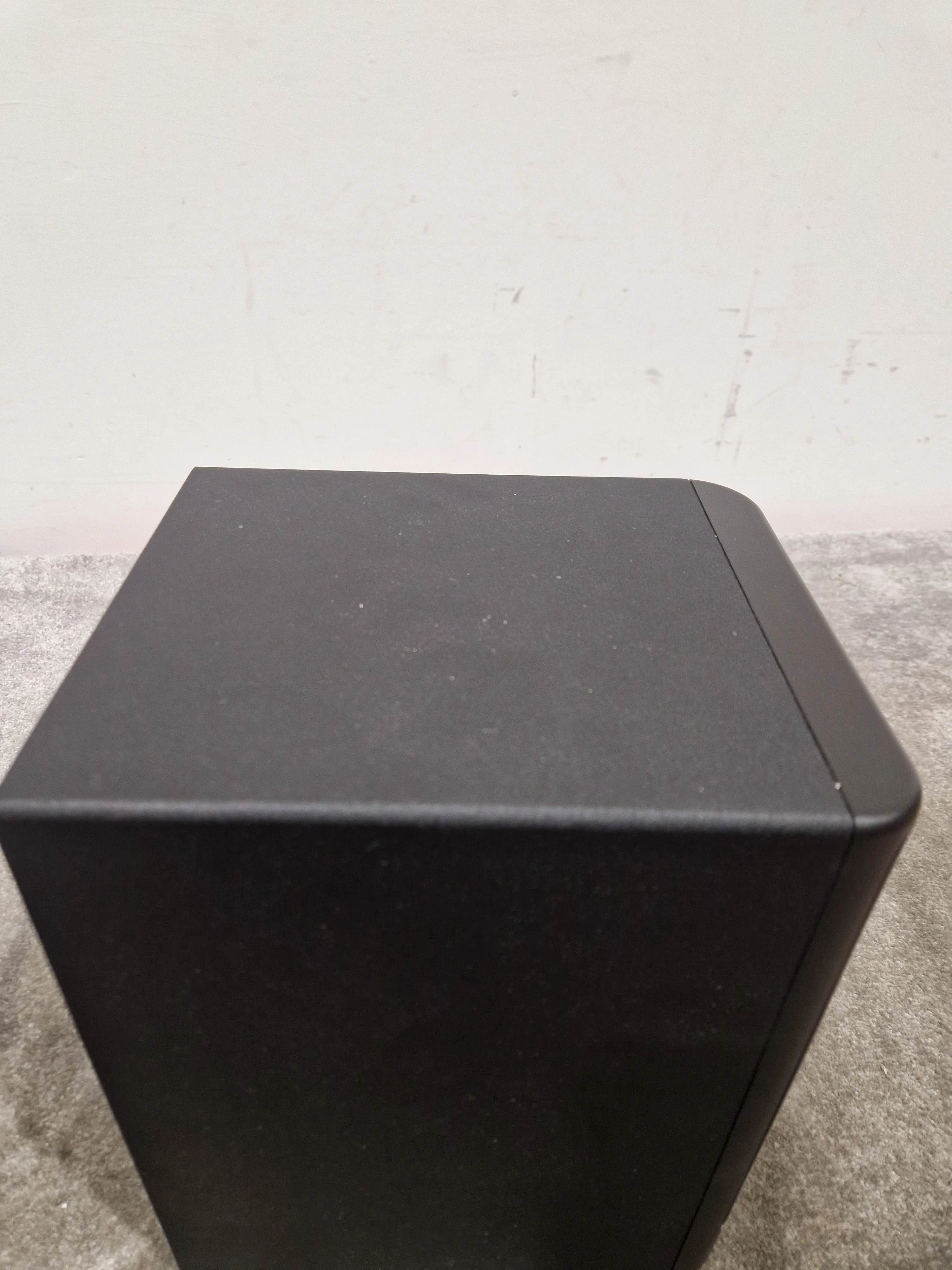 KRK ROKIT RP5 G4 Studio Monitor - Excellent w/ Original Box & Cables - Image 9
