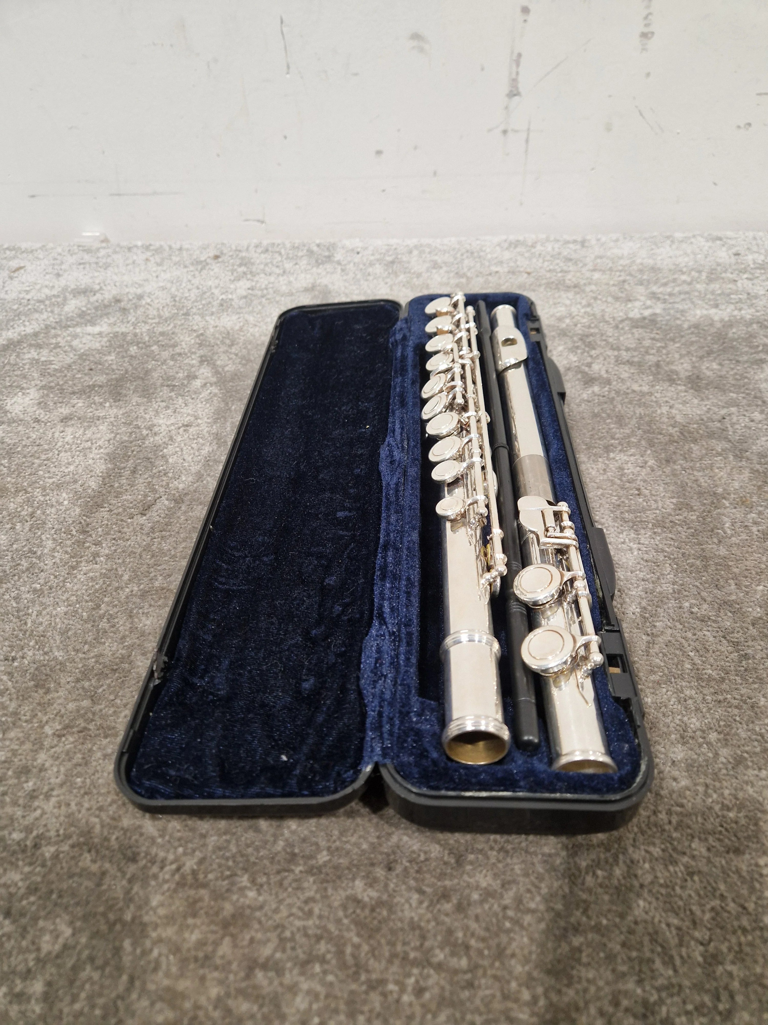 Kurioshi Vivace V11468 Silver/Gold Flute - Dual Finish - Very Good w/ Soft Case & Hard Case - Image 13