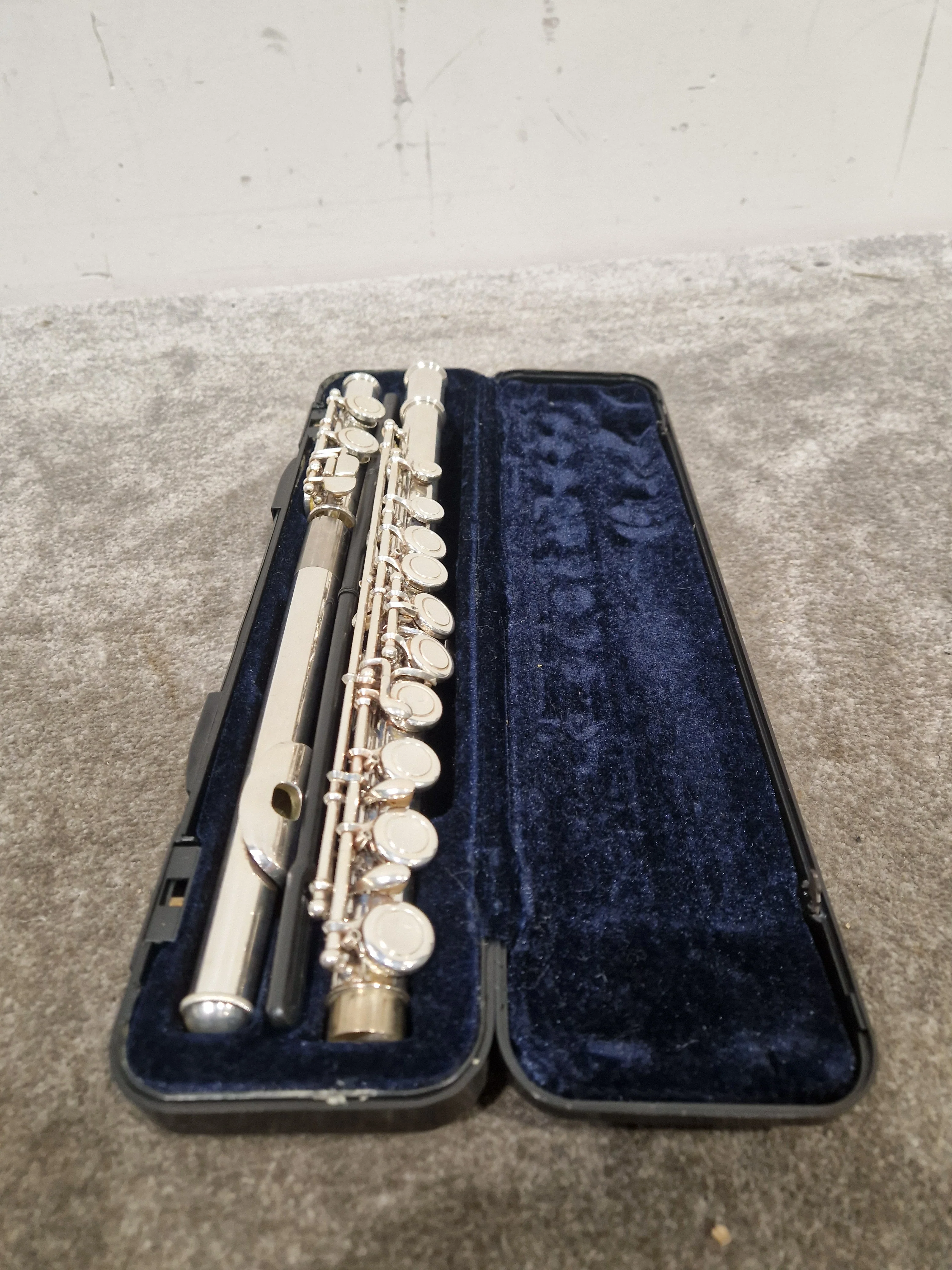 Kurioshi Vivace V11468 Silver/Gold Flute - Dual Finish - Very Good w/ Soft Case & Hard Case - Image 7