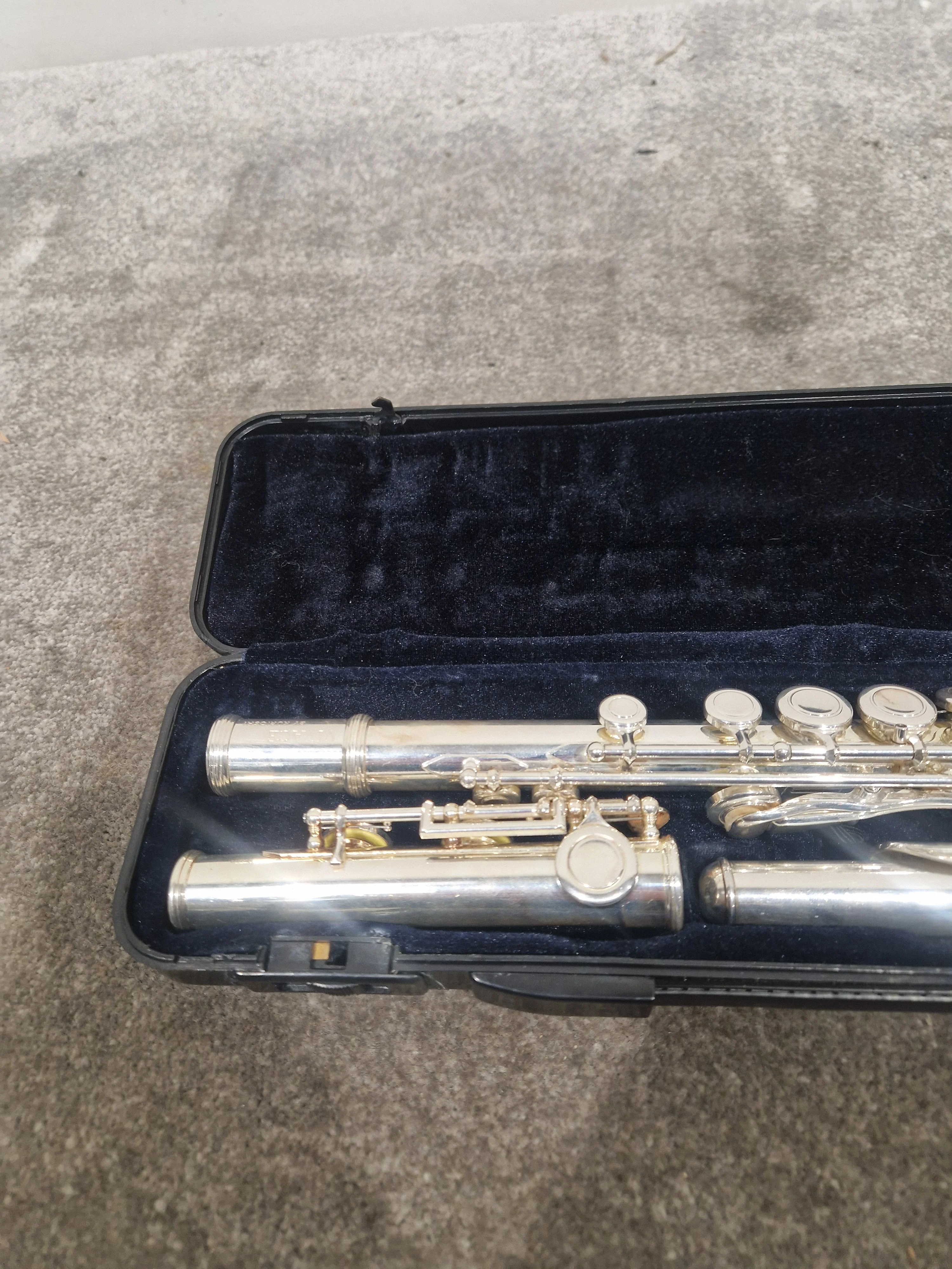 Kurioshi Vivace Silver Plated Flute - Silver-Plated Finish - Excellent w/ Soft Case - Image 10
