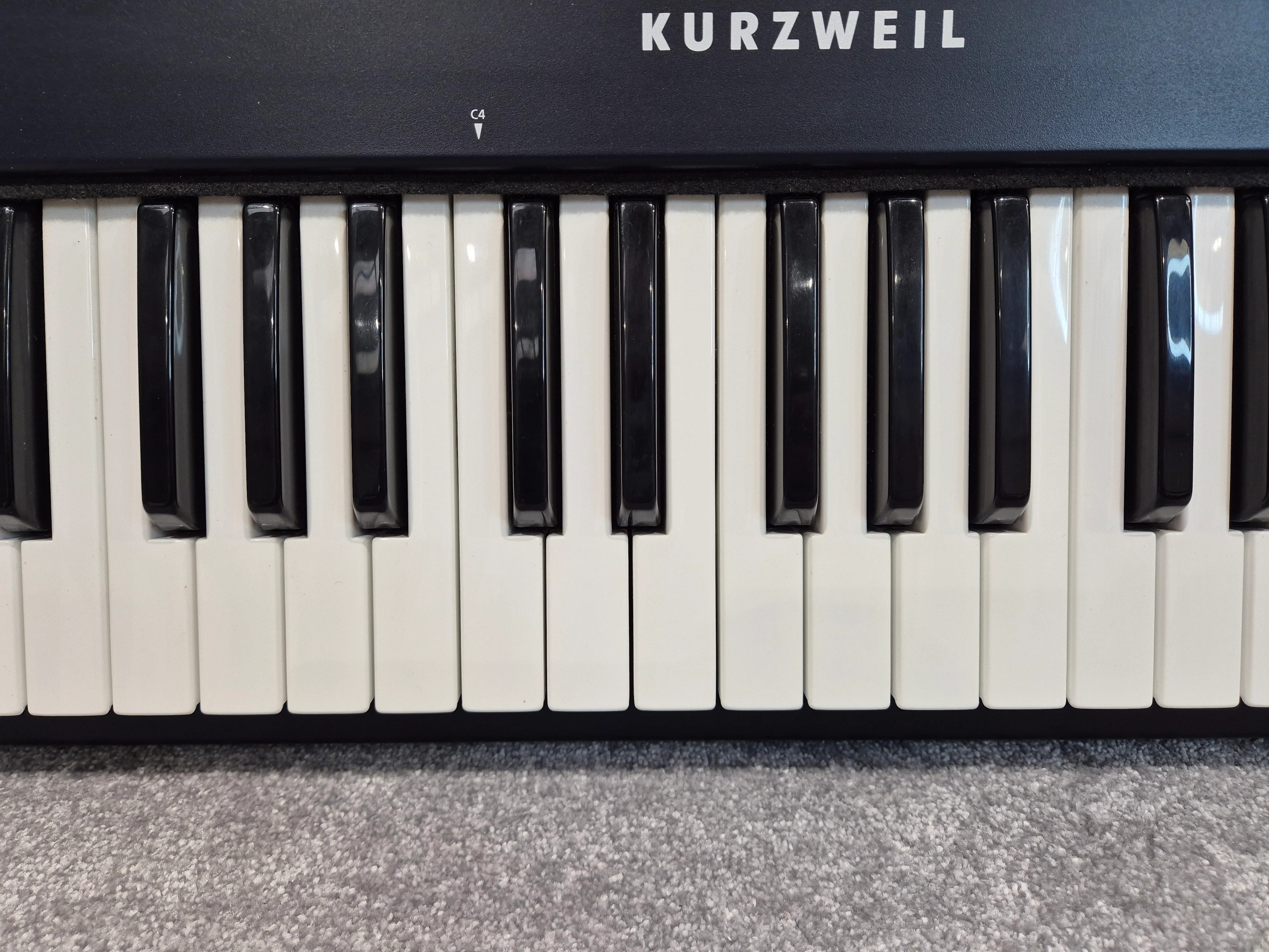 Kurzweil PC361 - 61-key Digital Workstation Synthesizer w/ Flight Case - Image 7