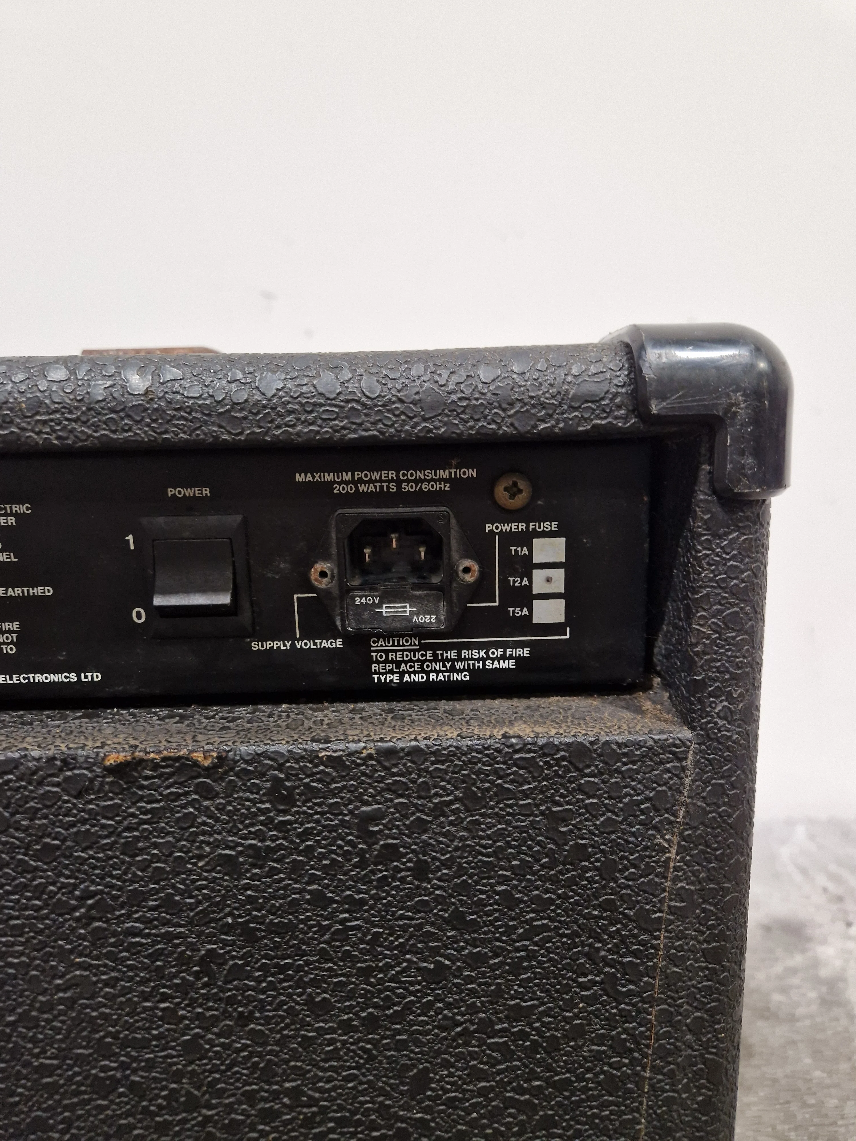 Laney World Series 120R Amplifier - 120W Combo - Good w/ Power Cable - Image 19