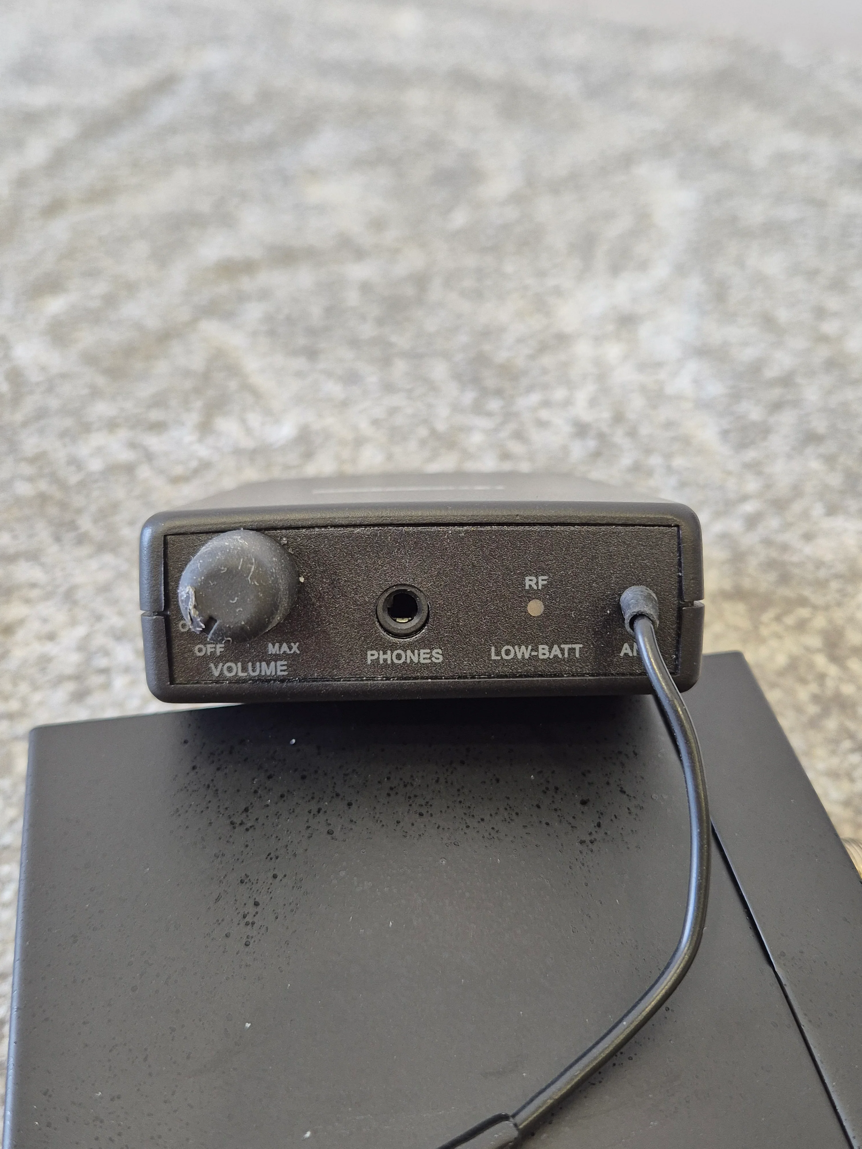 LD Systems MEIONE - In Ear Monitoring System w/ Case - Very Good - Image 8