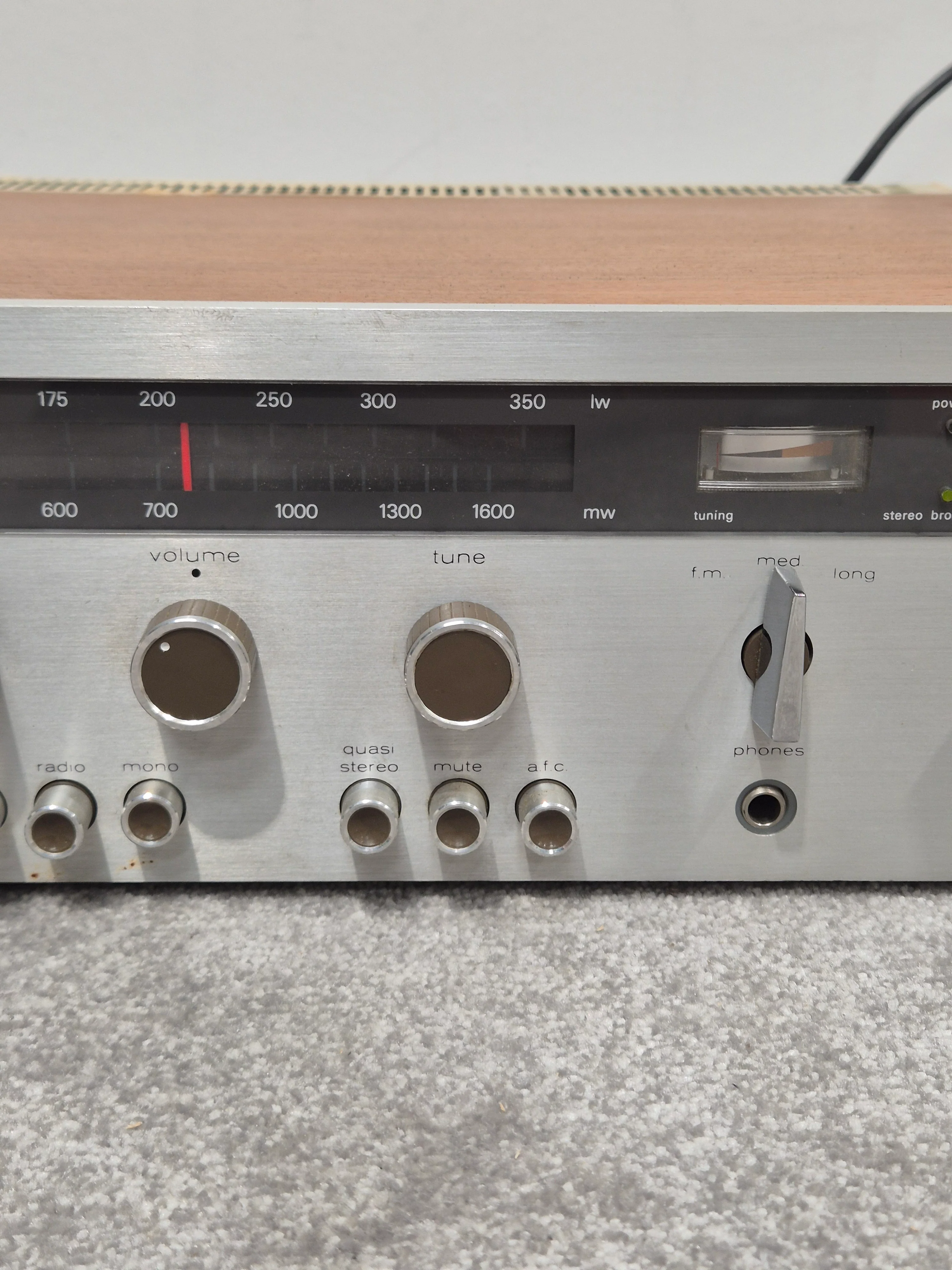 Leak Delta 75 Receiver - Vintage Stereo Receiver (Spares or Repairs) - Image 3