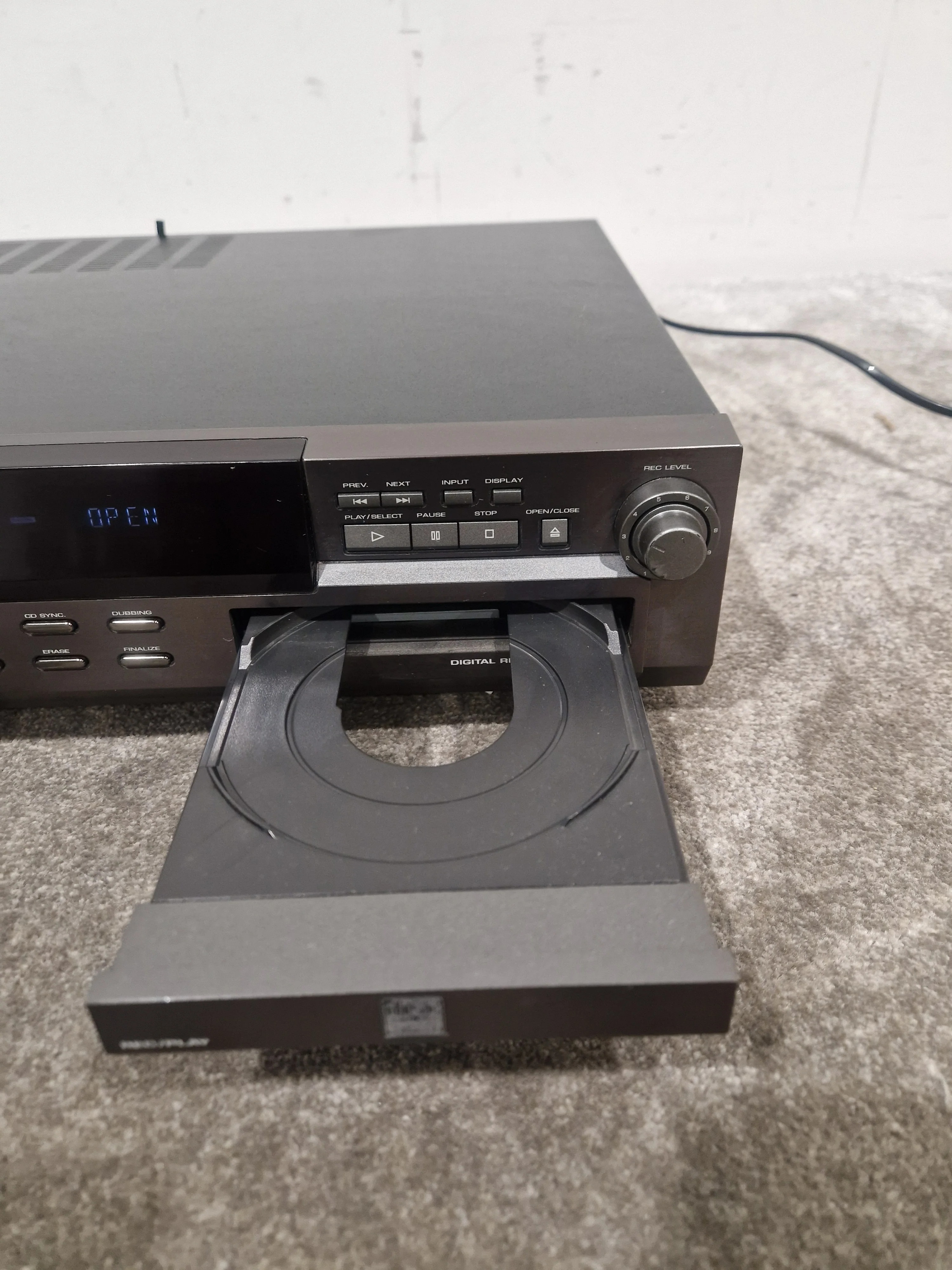 LG ADR-620 - CD Player - Black – CD player - Fair - Image 7