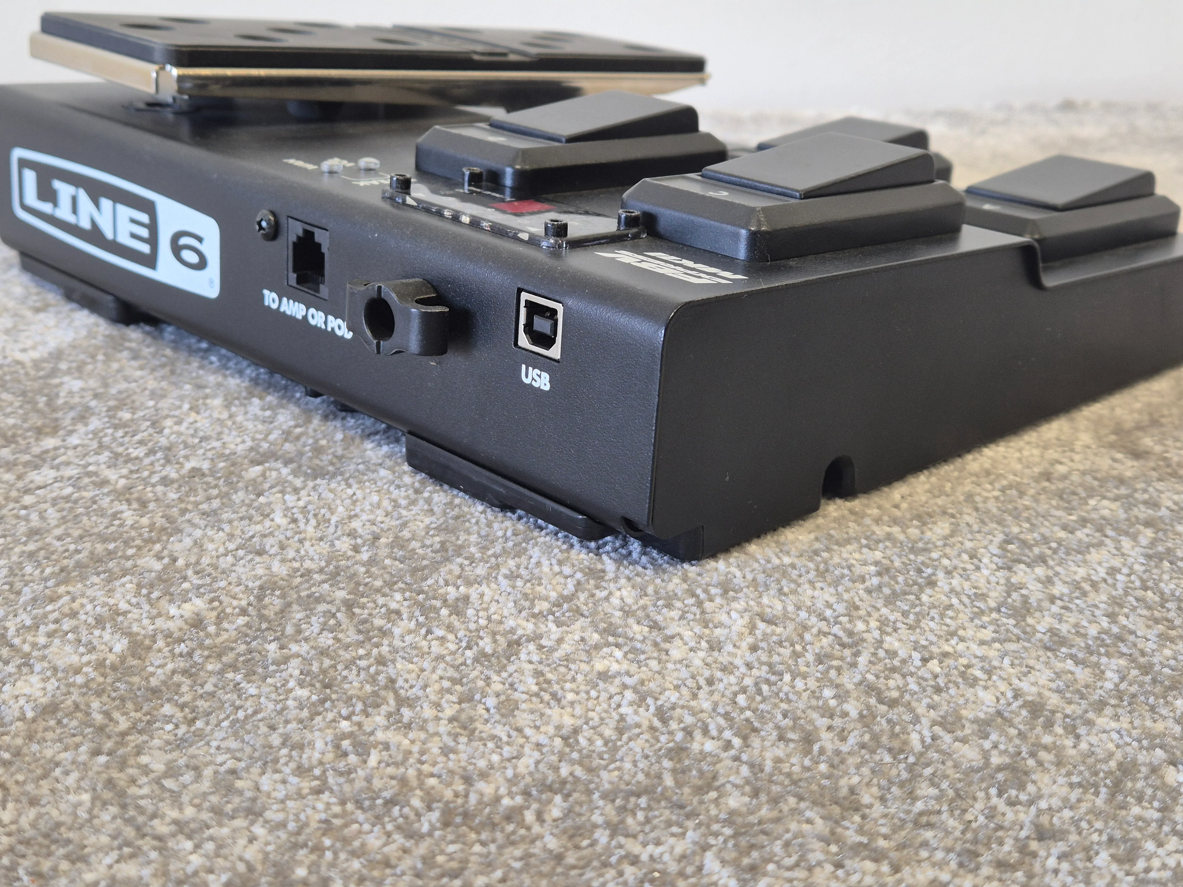 Line 6 FBV Express Mk II - Versatile Foot Controller - Image 5