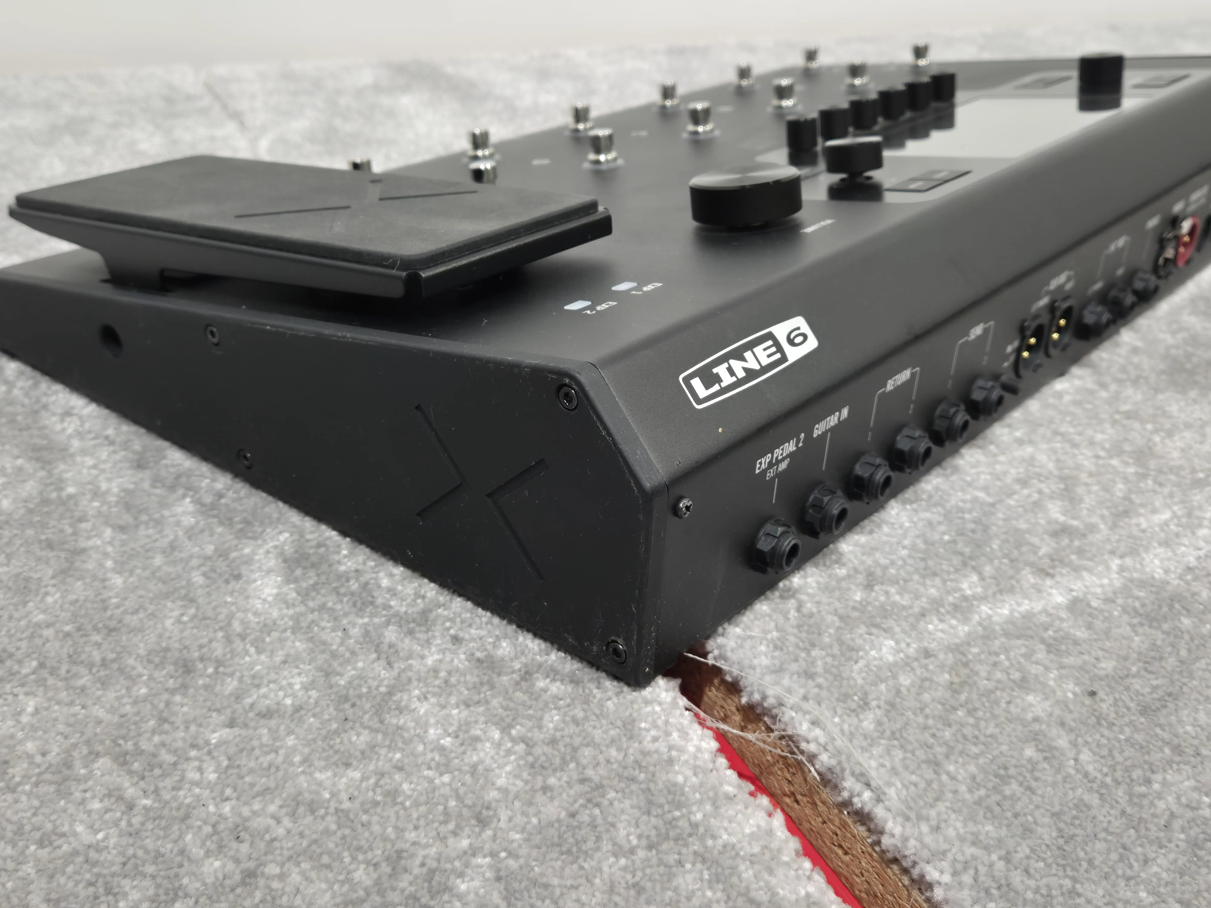 Line 6 Helix LT - Guitar Amp Modeller and Multi-Effects Processor - Image 18