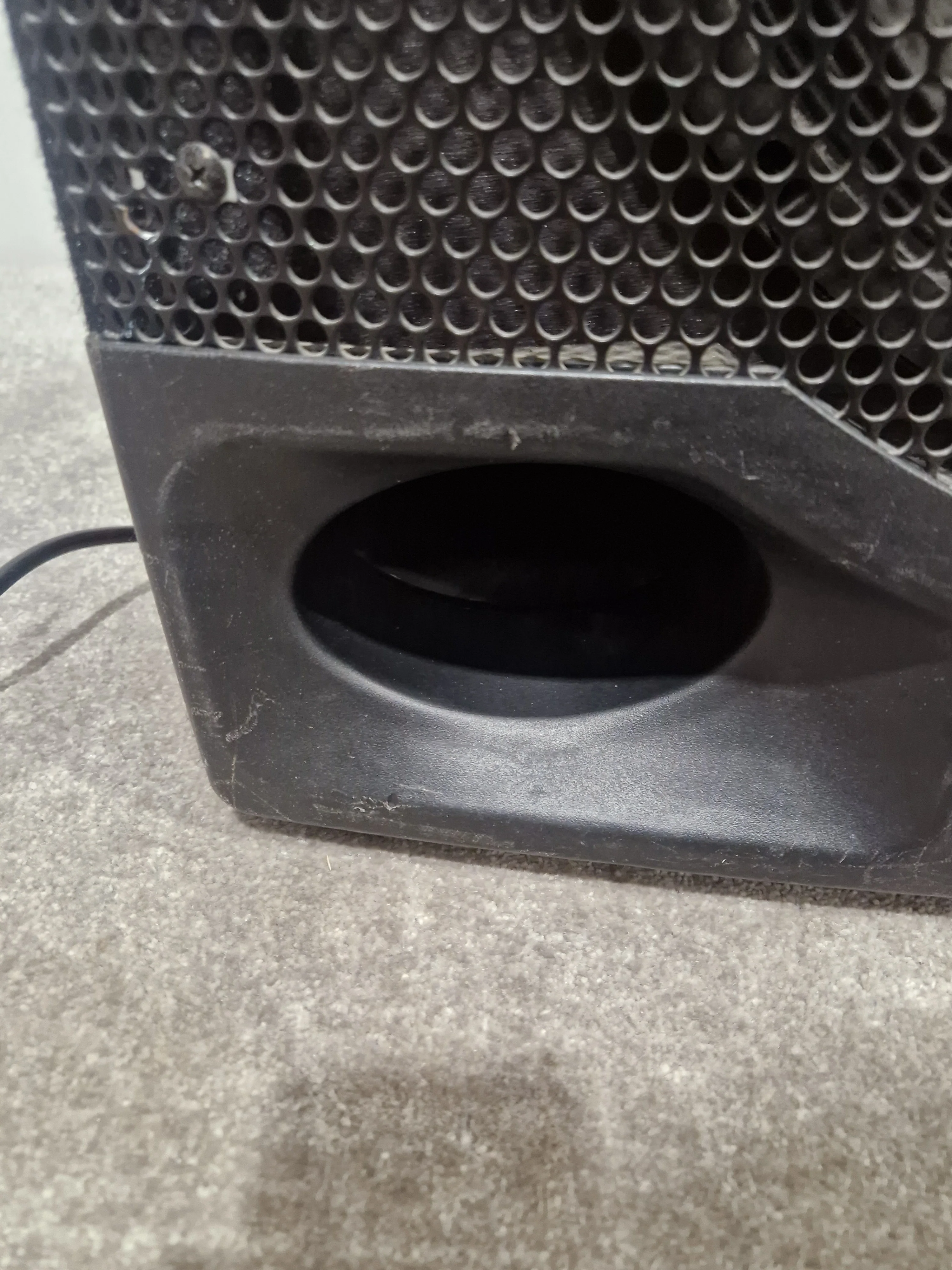 Line 6 LD175 - Bass Amplifier Combo - Black - Good - Image 3