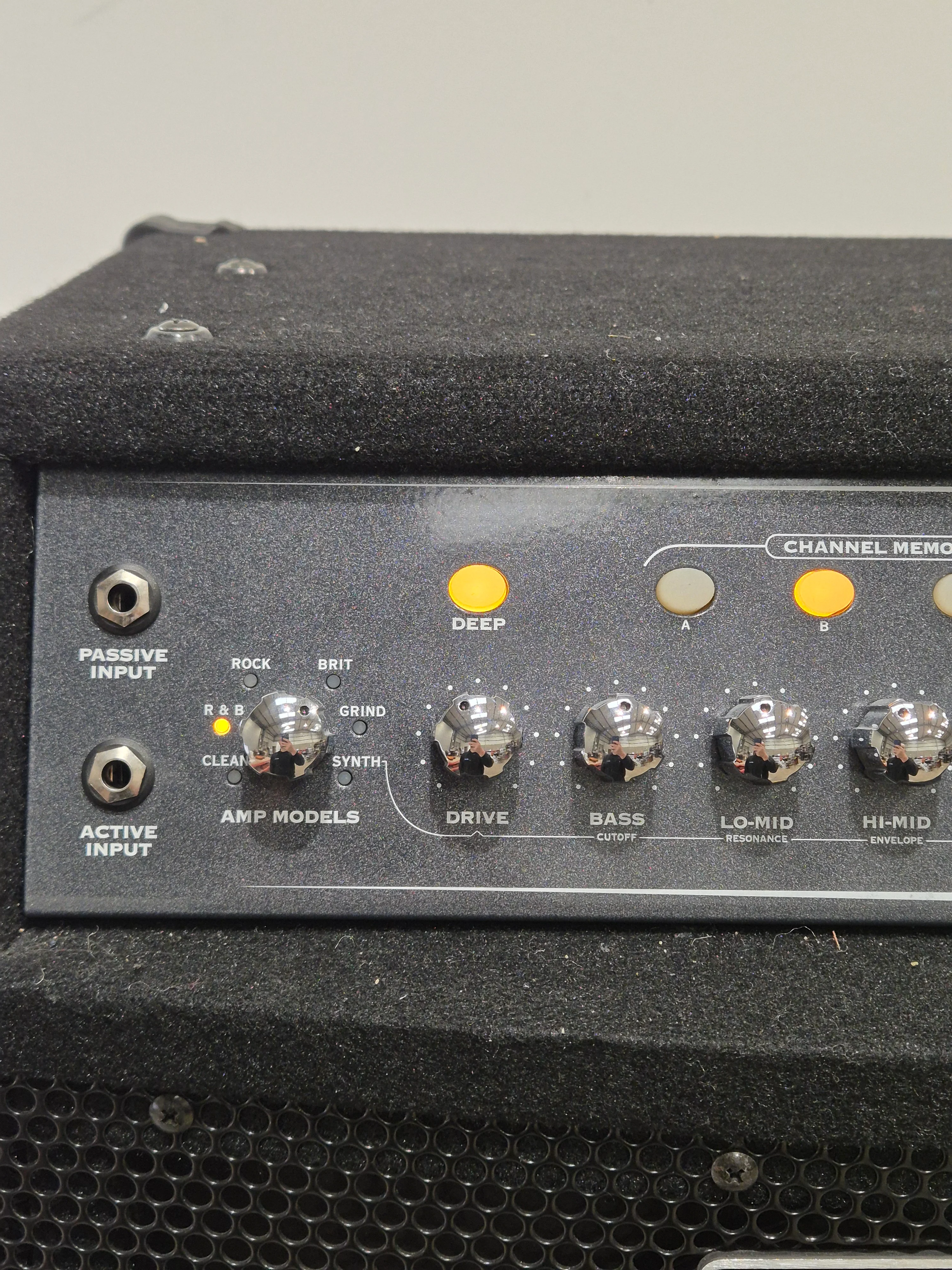 Line 6 Lowdown LD300 Bass Combo Amplifier - 300 Watts - Excellent w/ Power Supply - Image 2