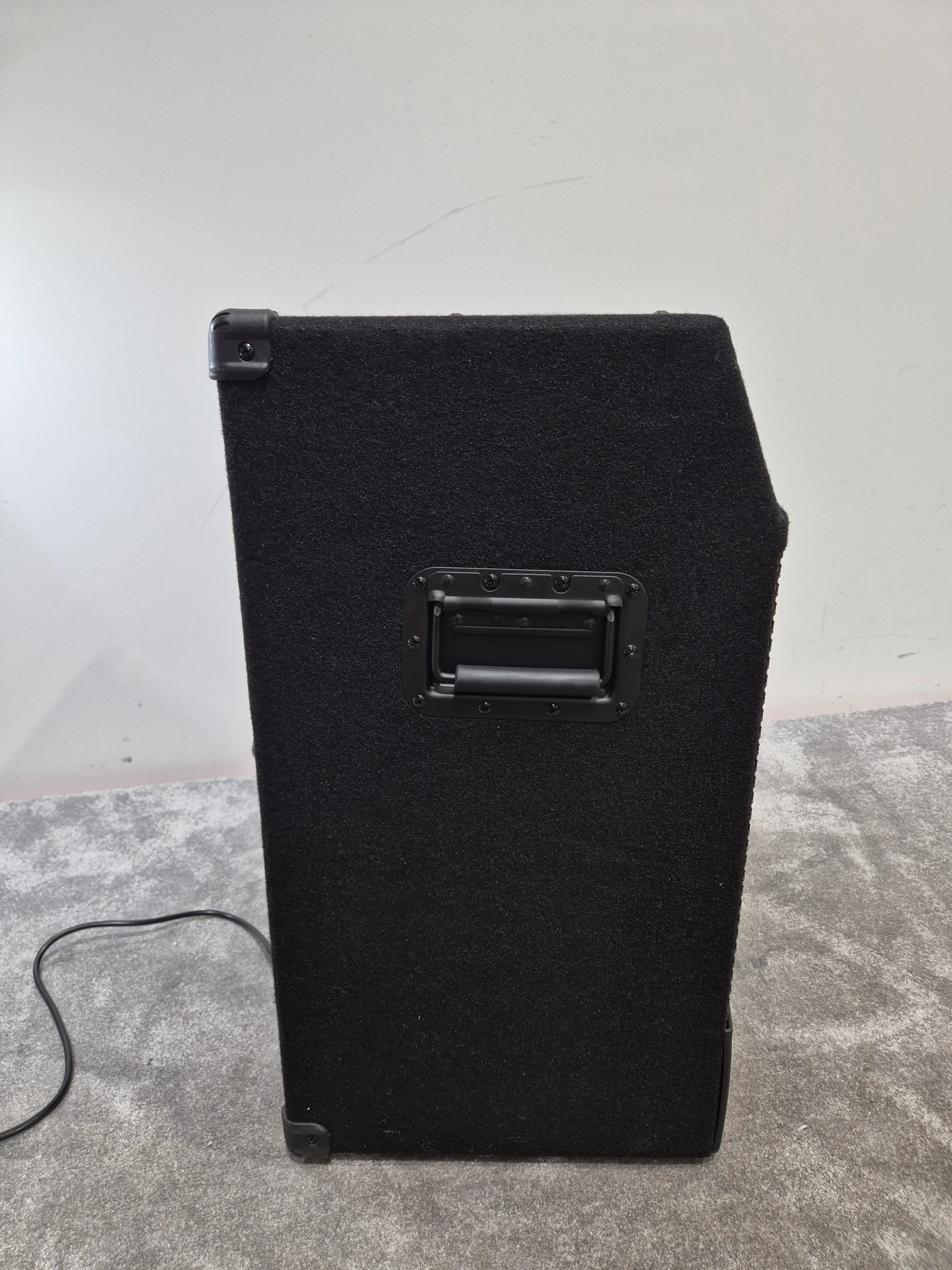 Line 6 Lowdown LD300 Bass Combo Amplifier - 300 Watts - Excellent w/ Power Supply - Image 5