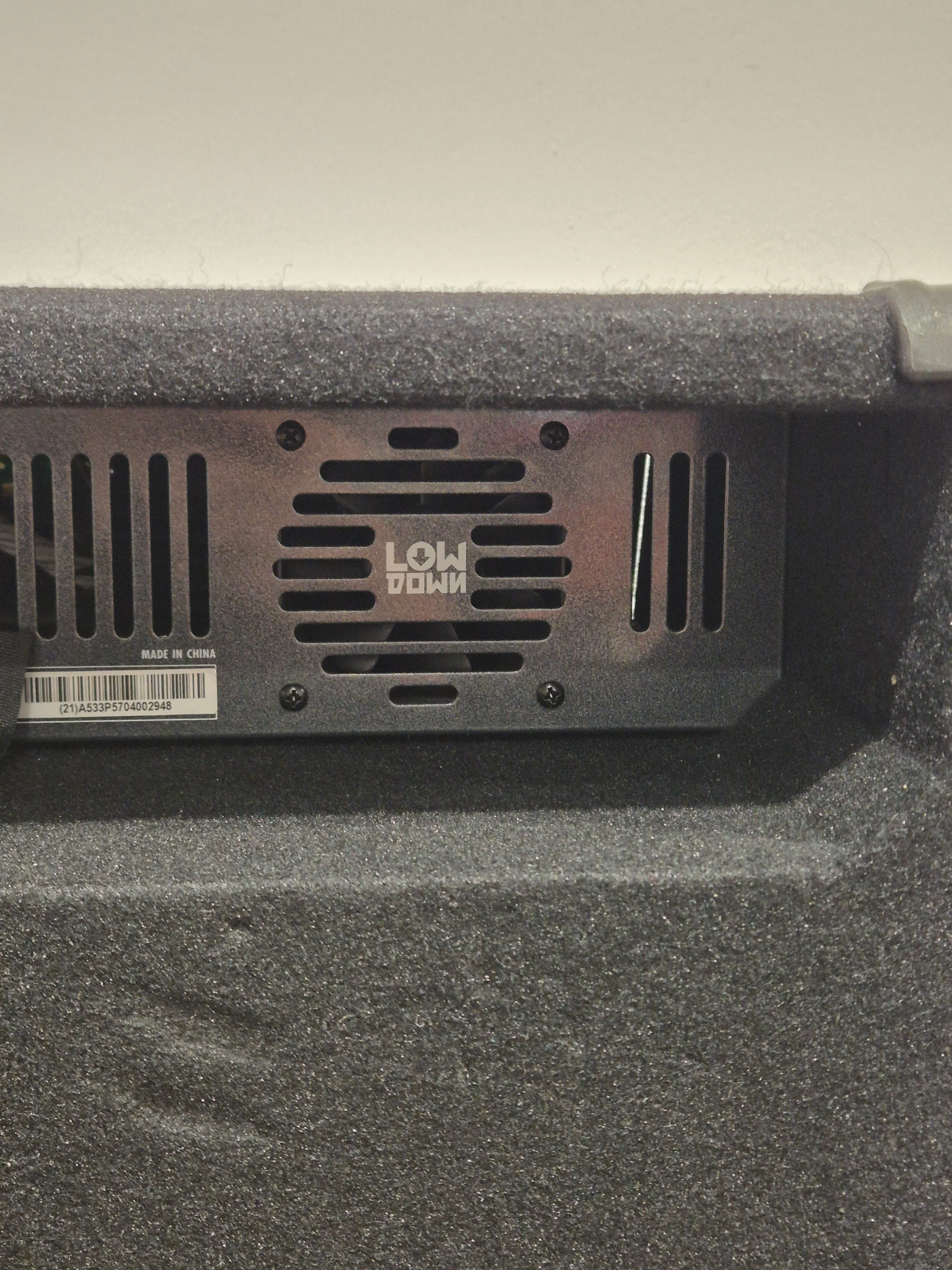 Line 6 Lowdown LD300 Bass Combo Amplifier - 300 Watts - Excellent w/ Power Supply - Image 8