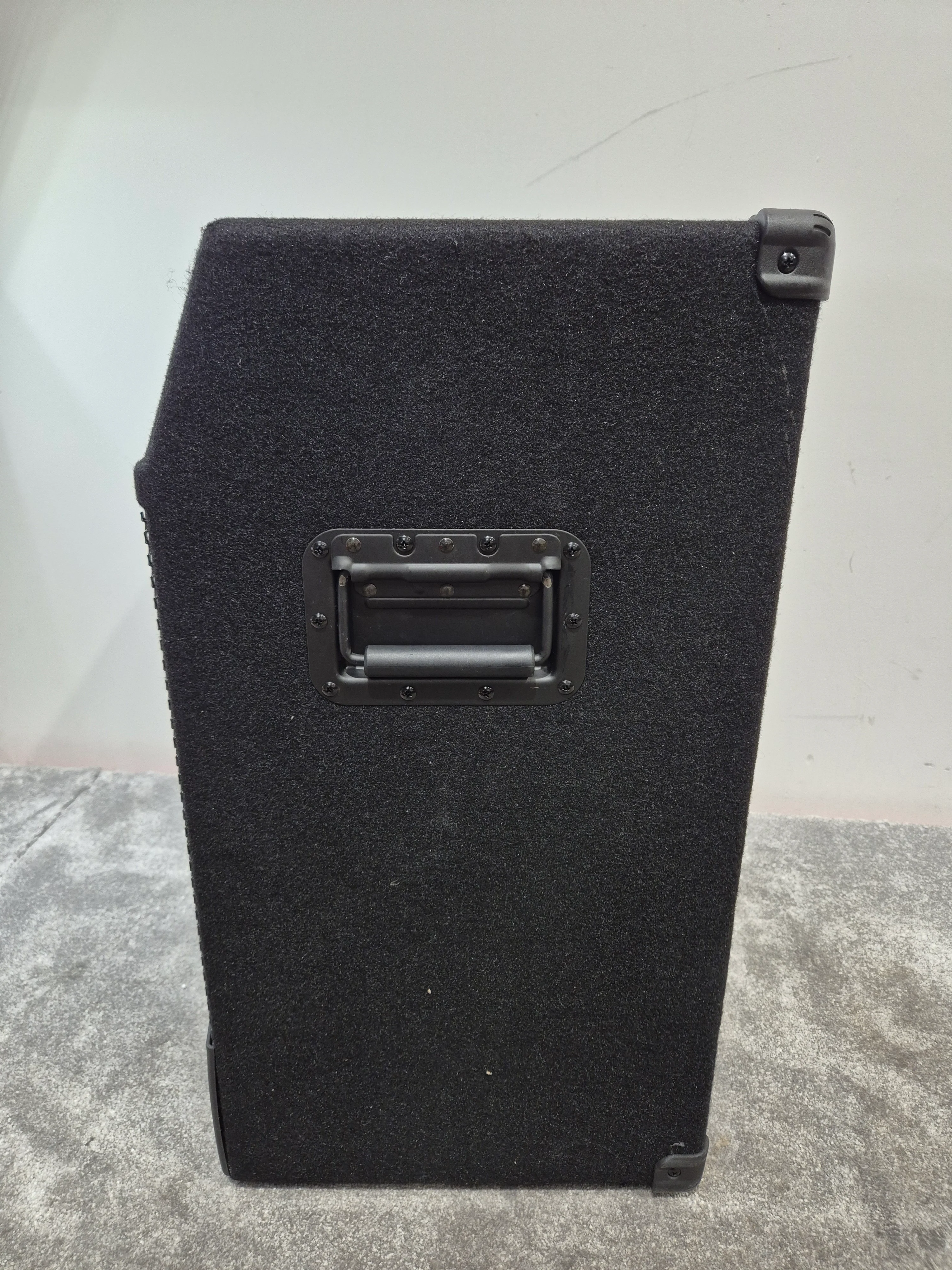 Line 6 Lowdown LD300 Bass Combo Amplifier - 300 Watts - Excellent w/ Power Supply - Image 9