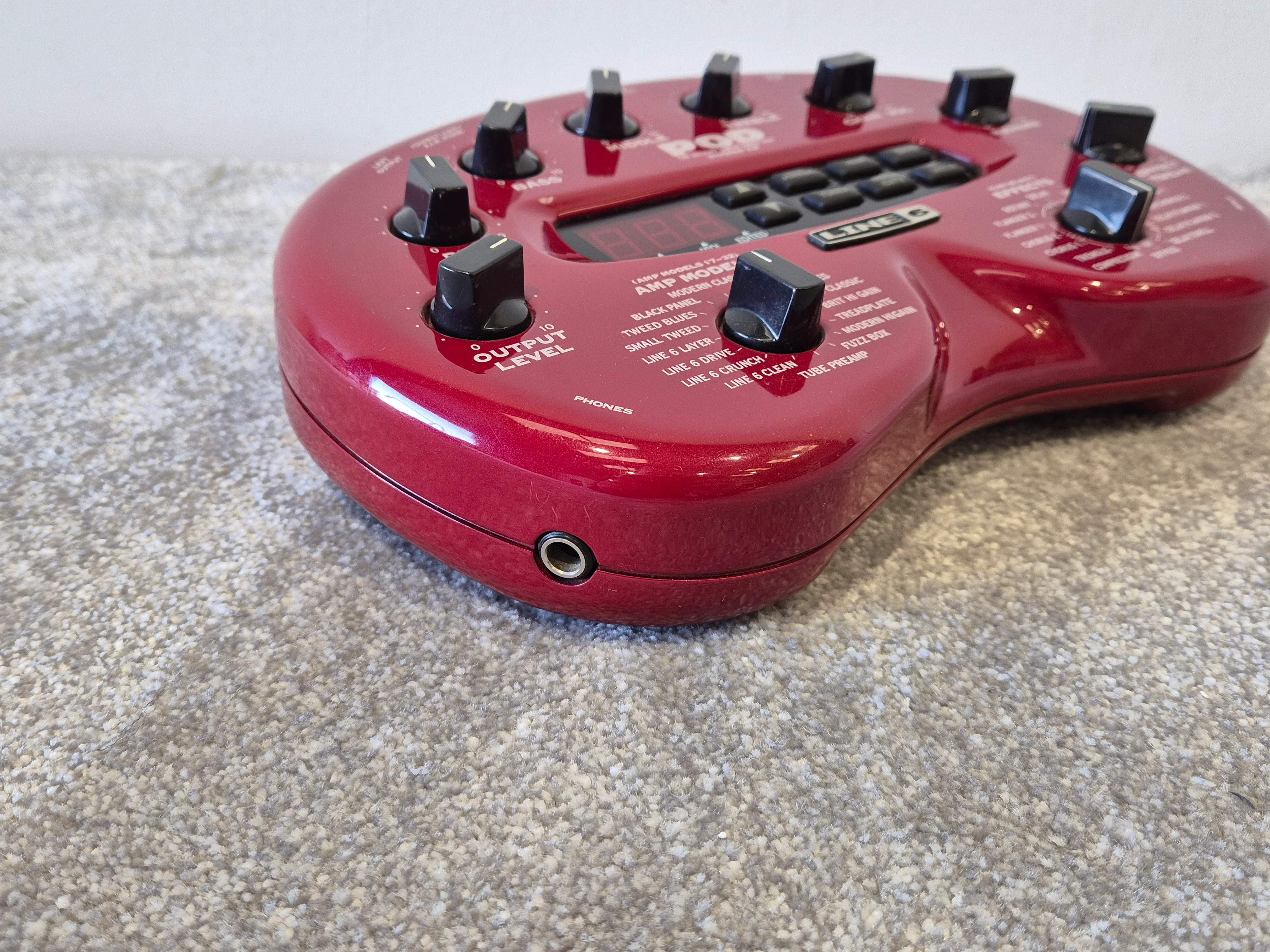 Line 6 POD 2.0 - Multi-Effects Guitar Processor - Image 2