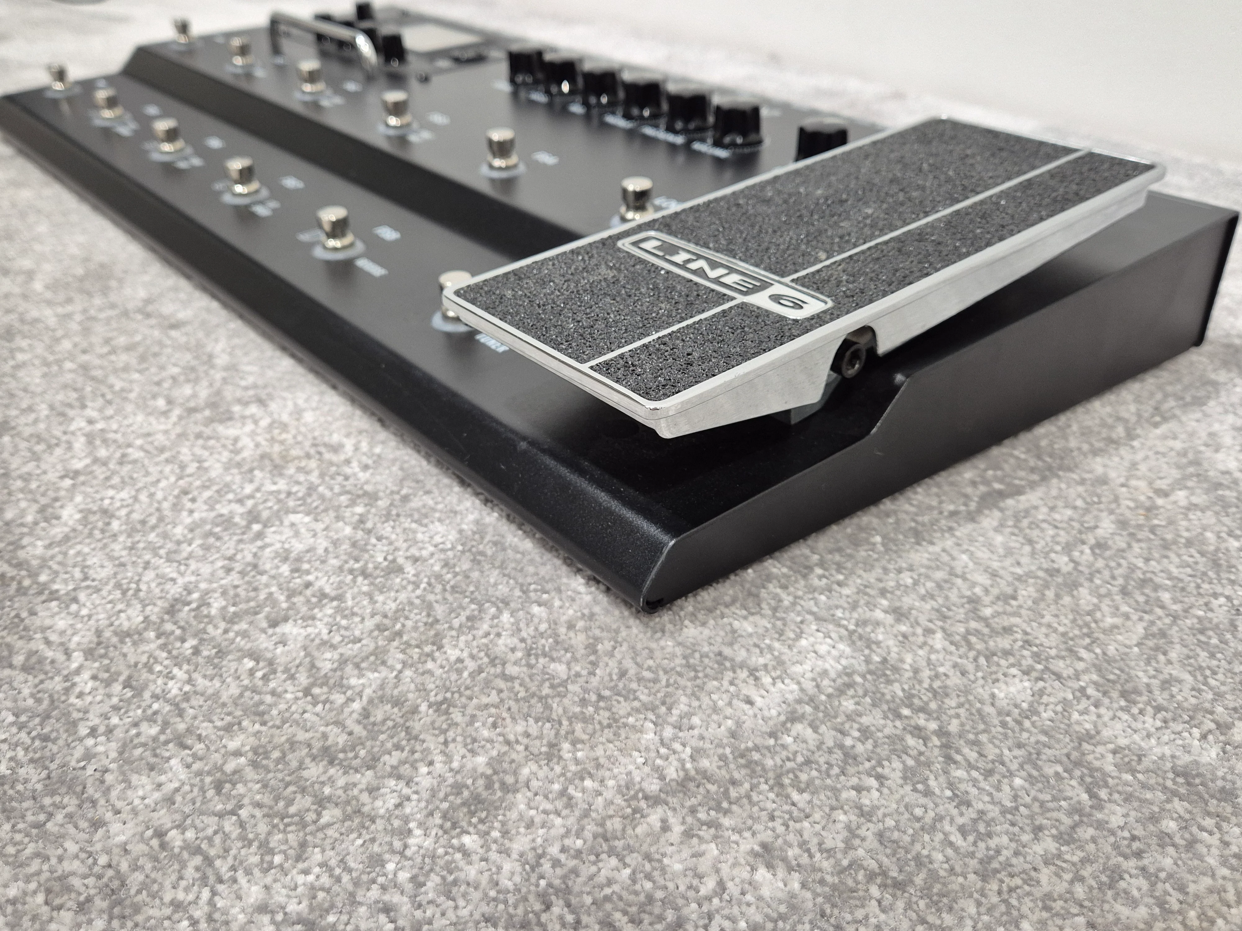 Line 6 POD HD500X - Multi-Effects/ Amp Modeling Pedal - Image 5