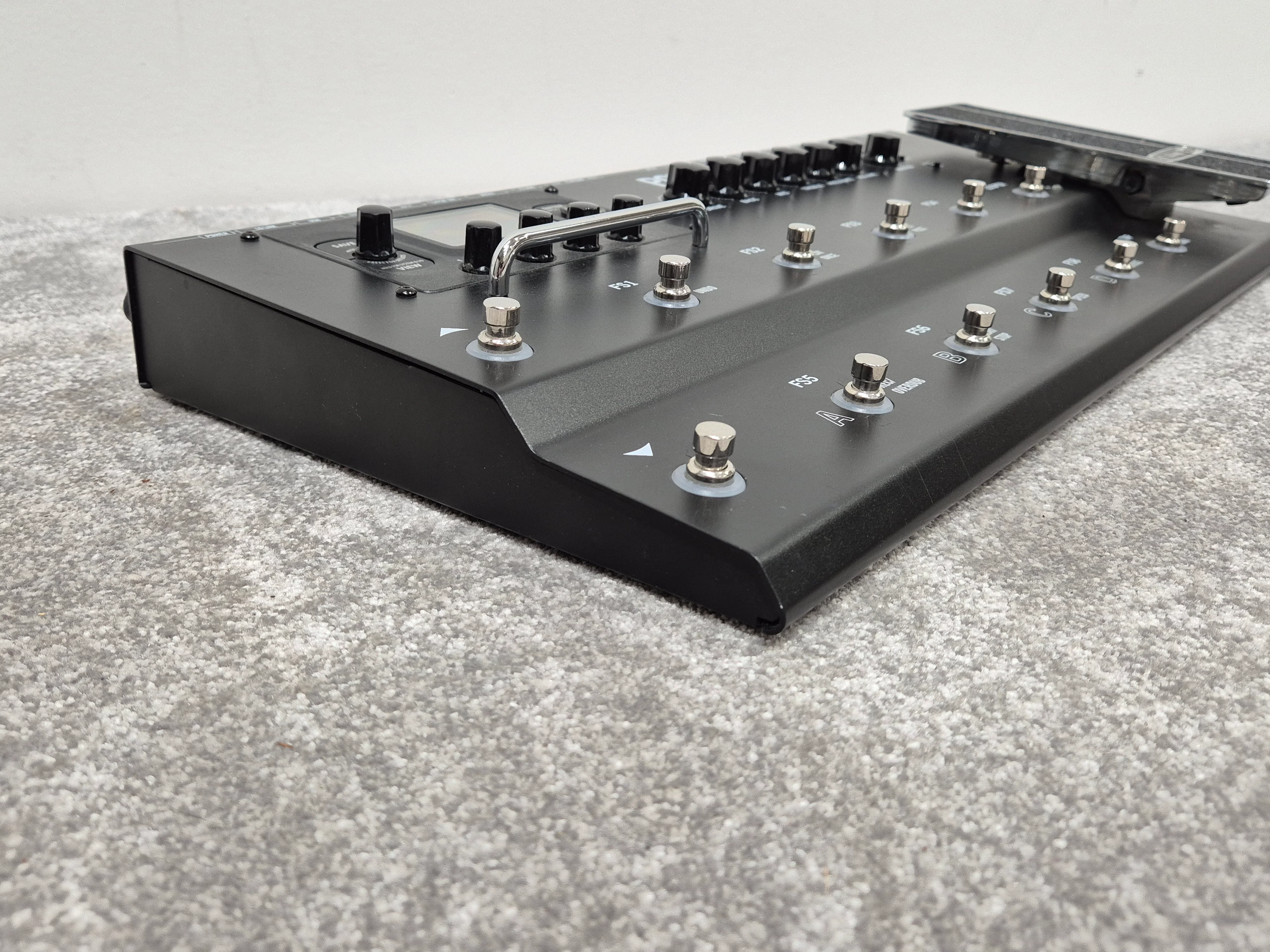 Line 6 POD HD500X - Multi-Effects/ Amp Modeling Pedal - Image 6