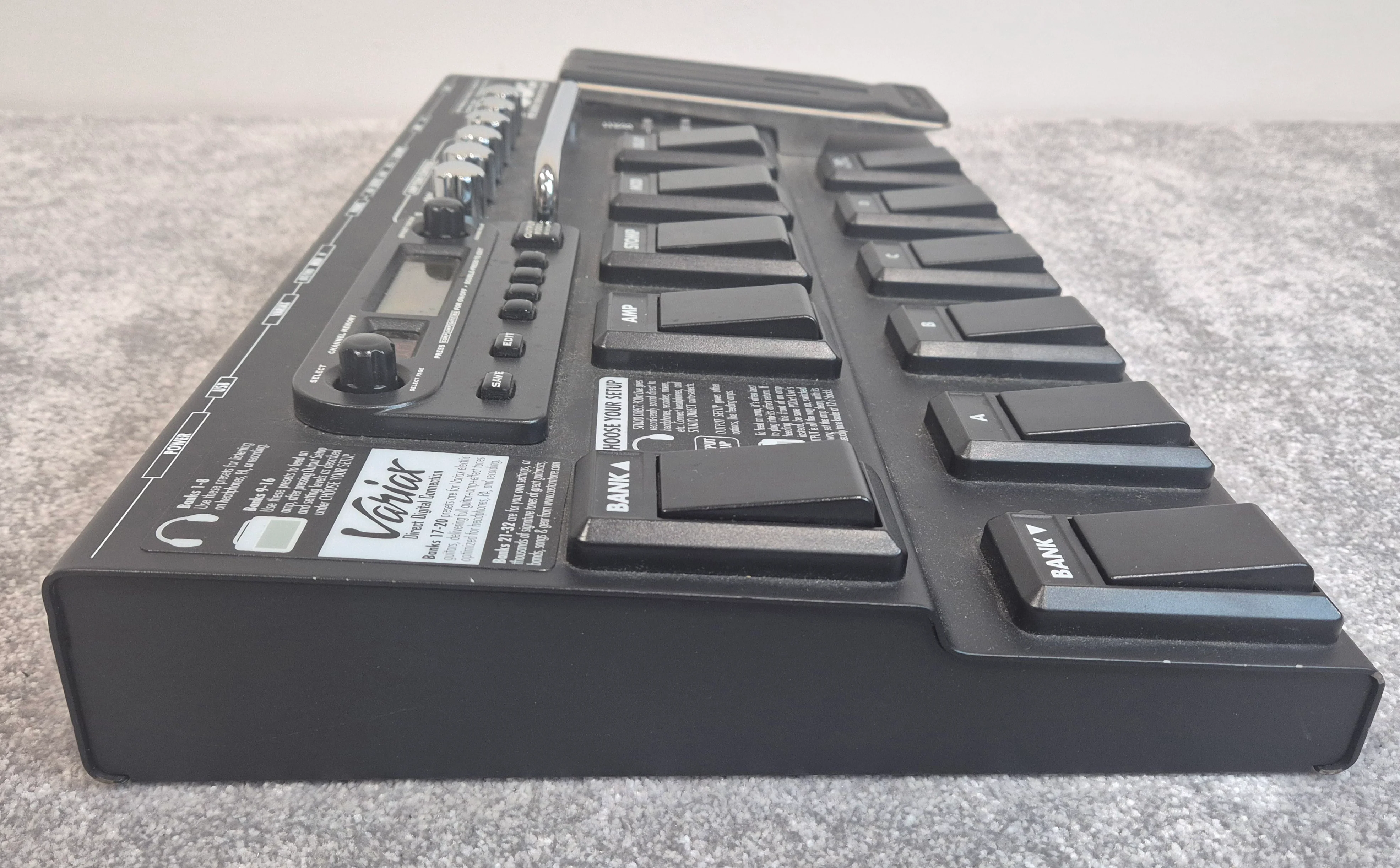 Line 6 POD XT Live - Multi-Effect and Amp Modeler Pedalboard With Soft bag - Image 6