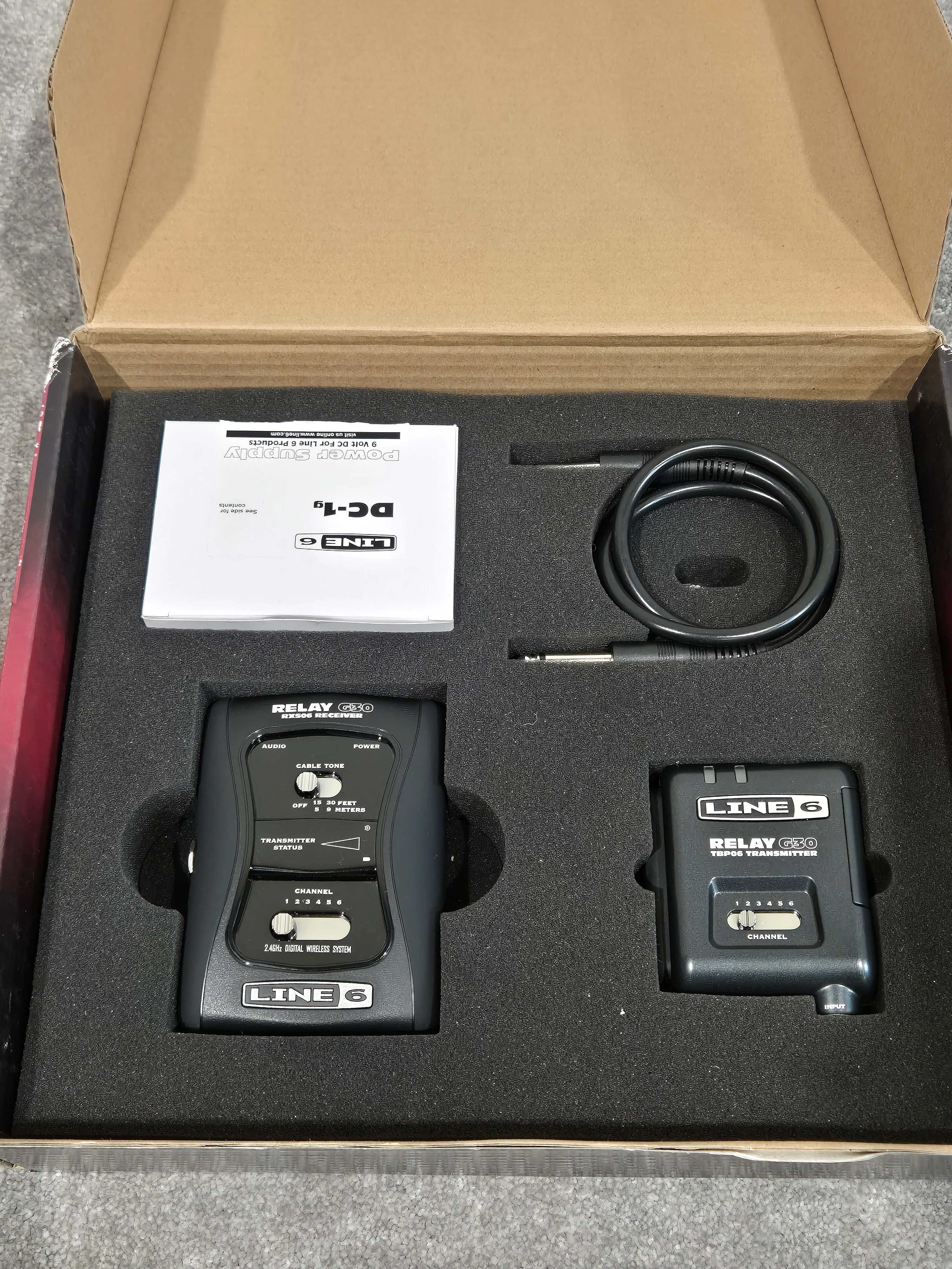 Line 6 Relay G30 - Digital Wireless Guitar System w/ Original Box - Image 10