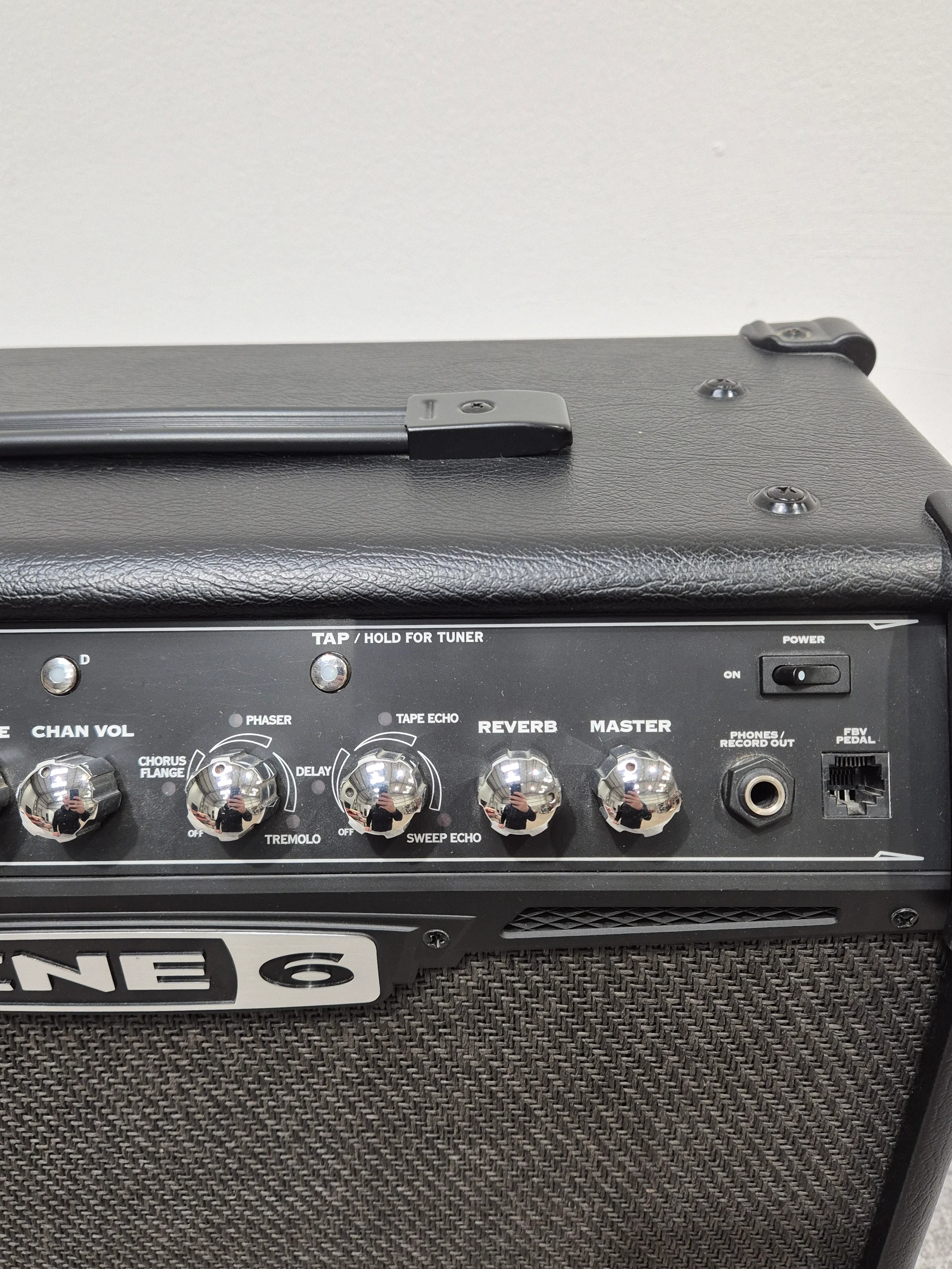 Line 6 Spider IV 30 - Combo Guitar Amplifier w/ Footswitch - Image 13