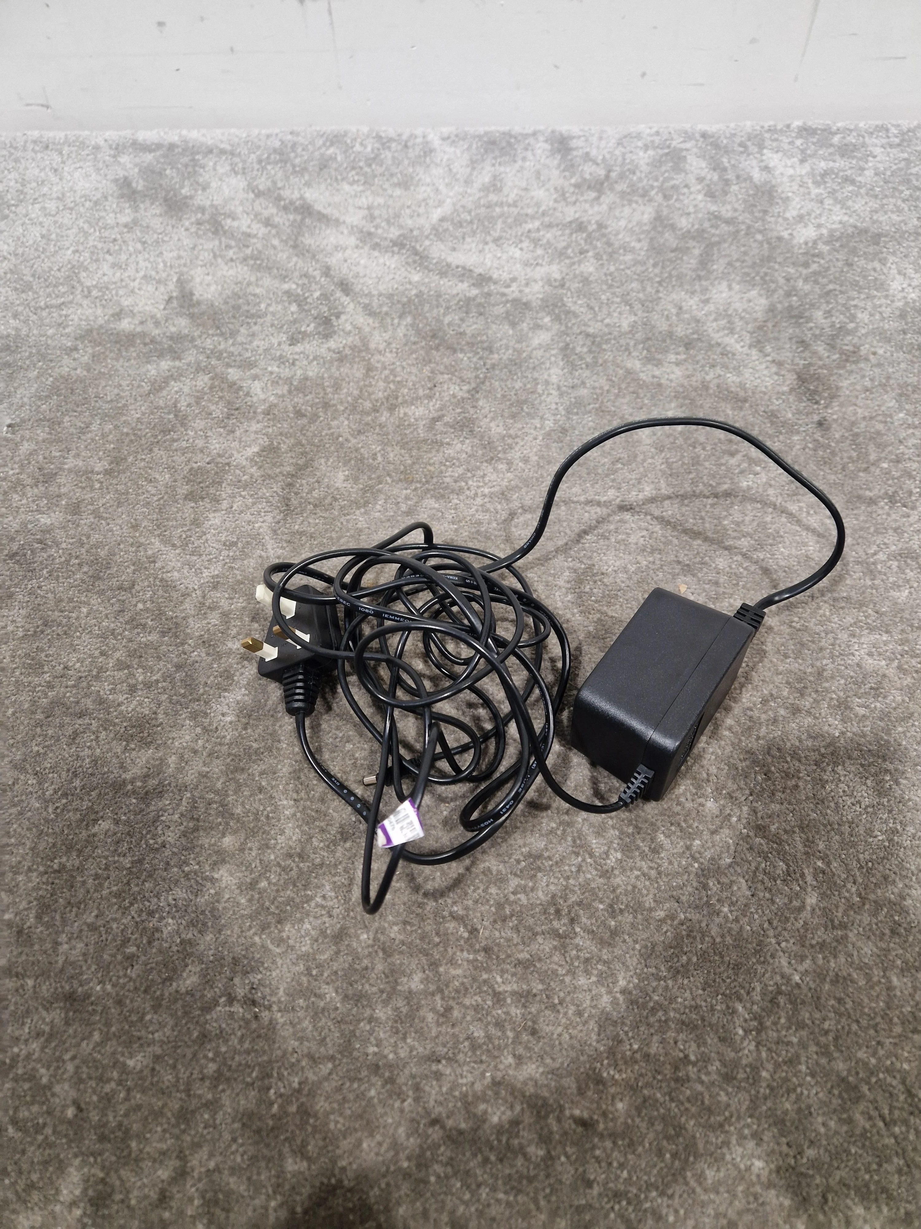 Line 6 Variax AC/AC Adaptor Mka-91200uk 9VAC - Reliable Power Supply - Excellent - Image 11