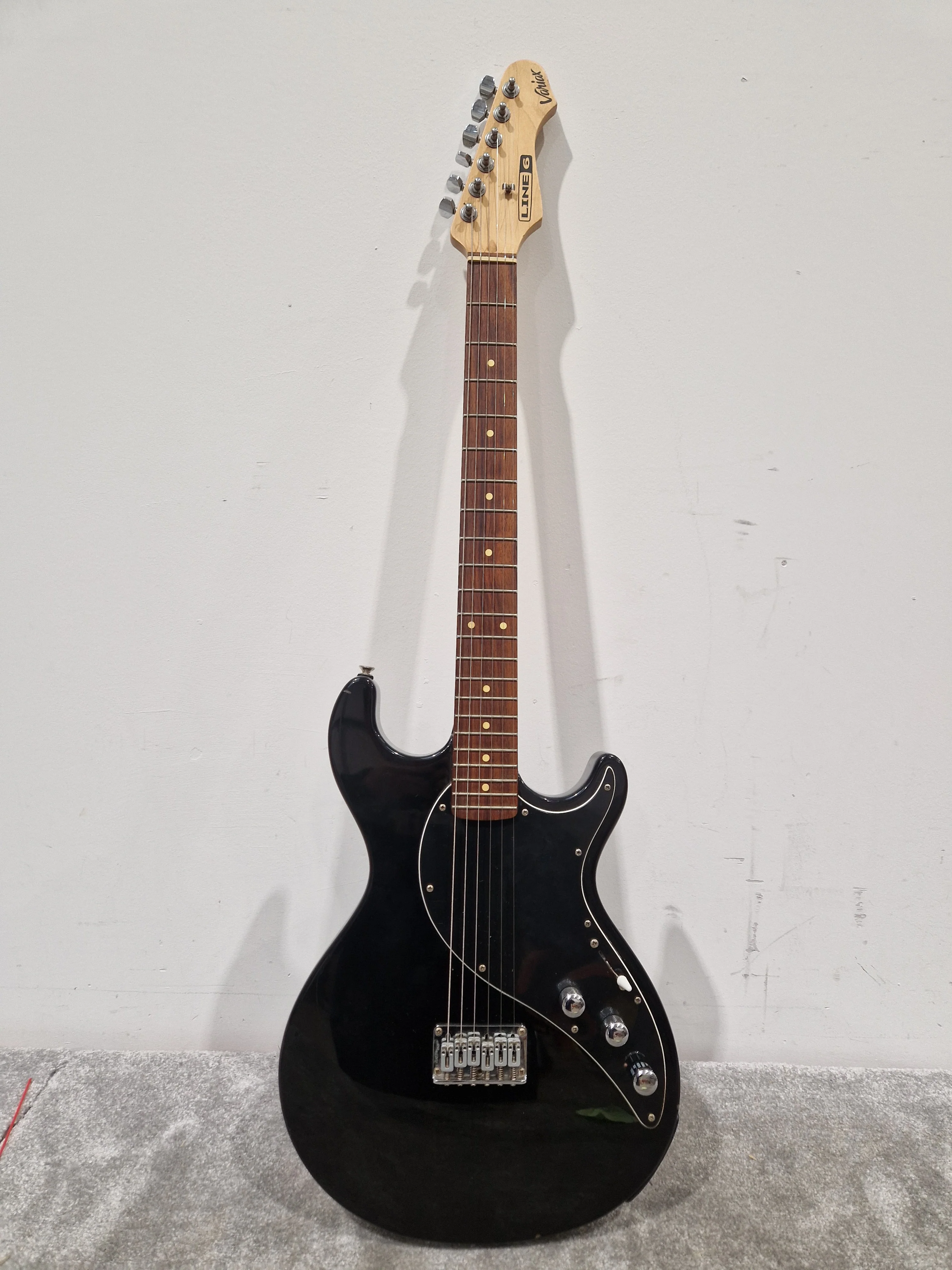 Line 6 Variax Guitar - Modeling Electric - Spares or Repair - Image 4