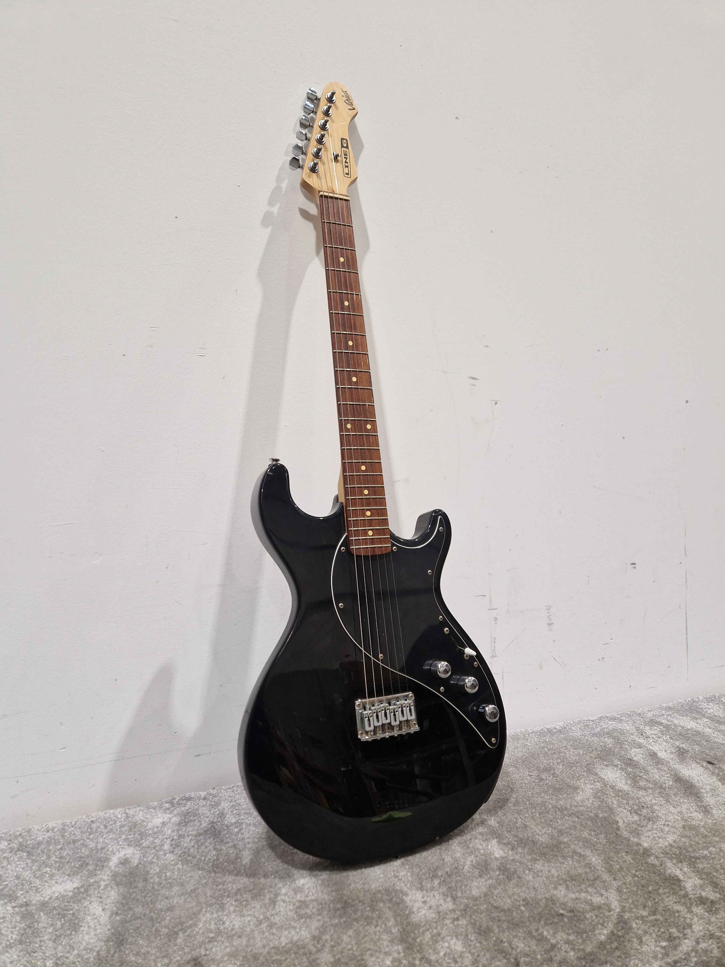 Line 6 Variax Guitar - Modeling Electric - Spares or Repair - Image 5