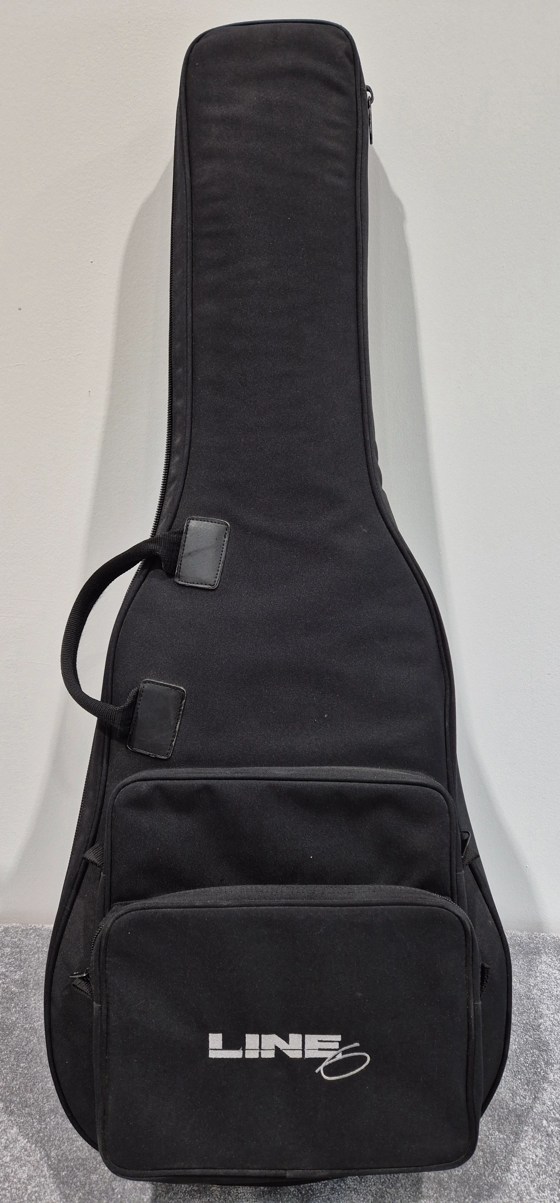 Line 6 Variax Modelling Guitar With Line 6 Soft Bag - Image 10